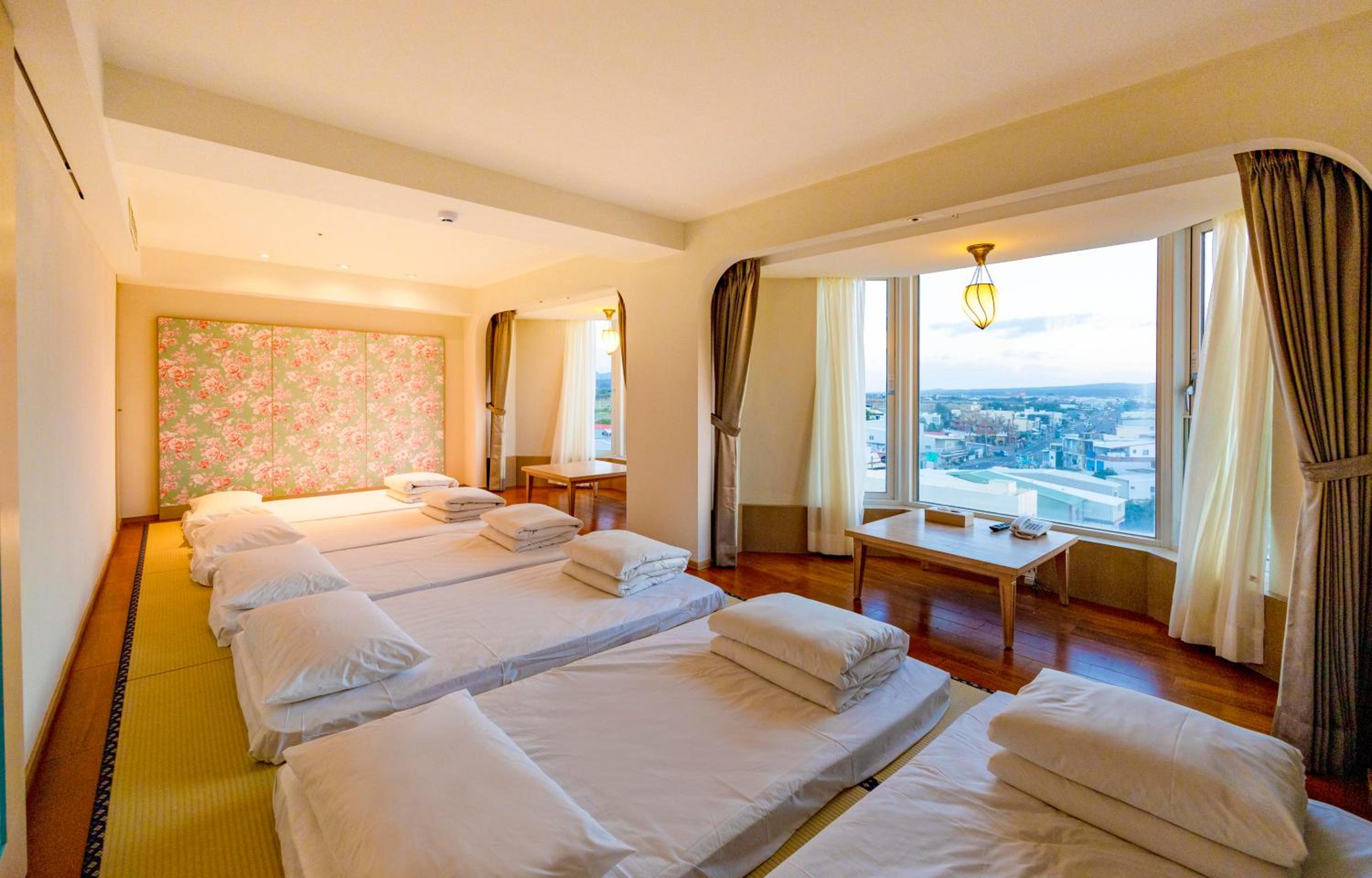 Japanese-Style Room