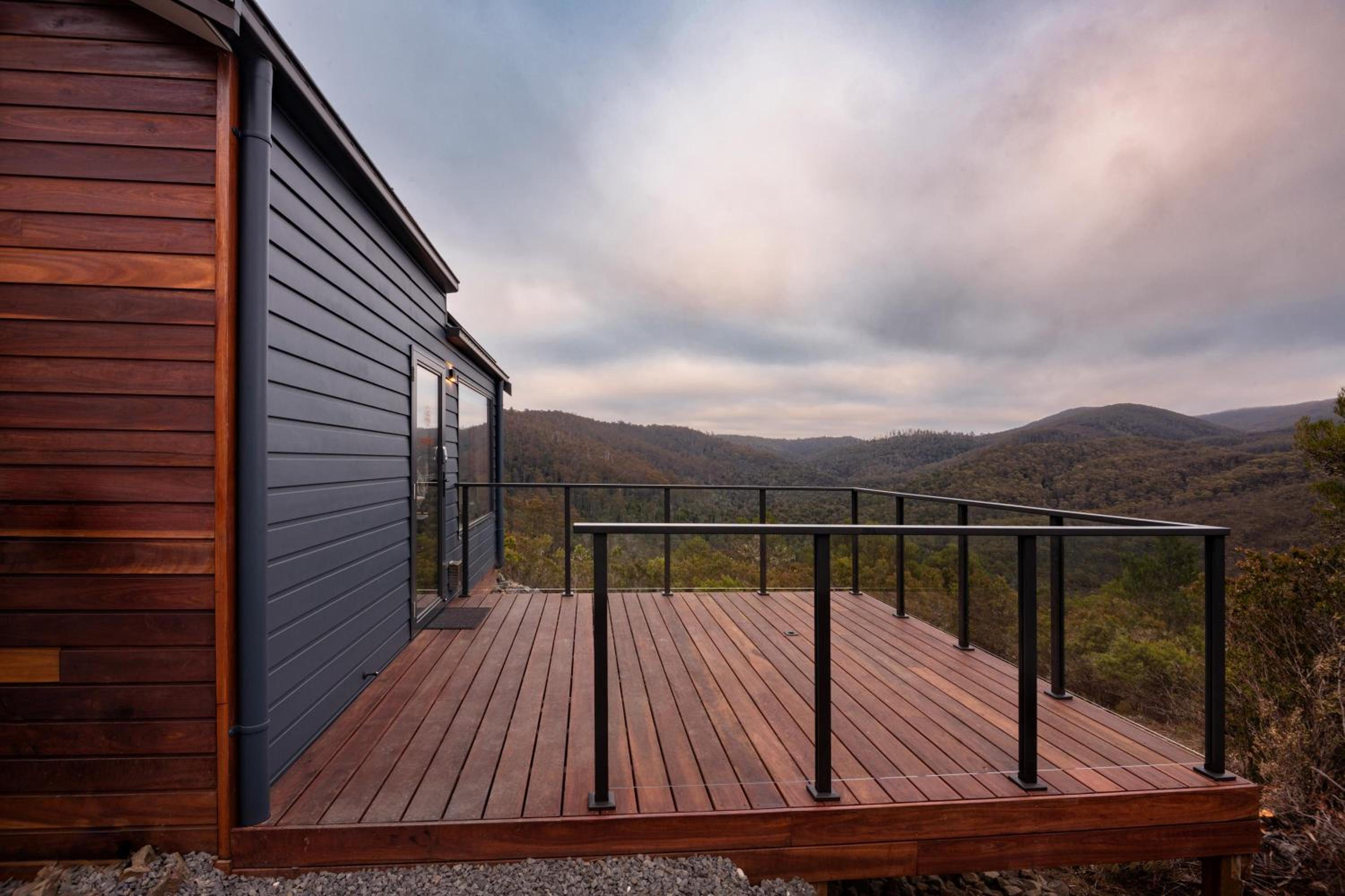 One-Bedroom Chalet - Hillside Myrtle
