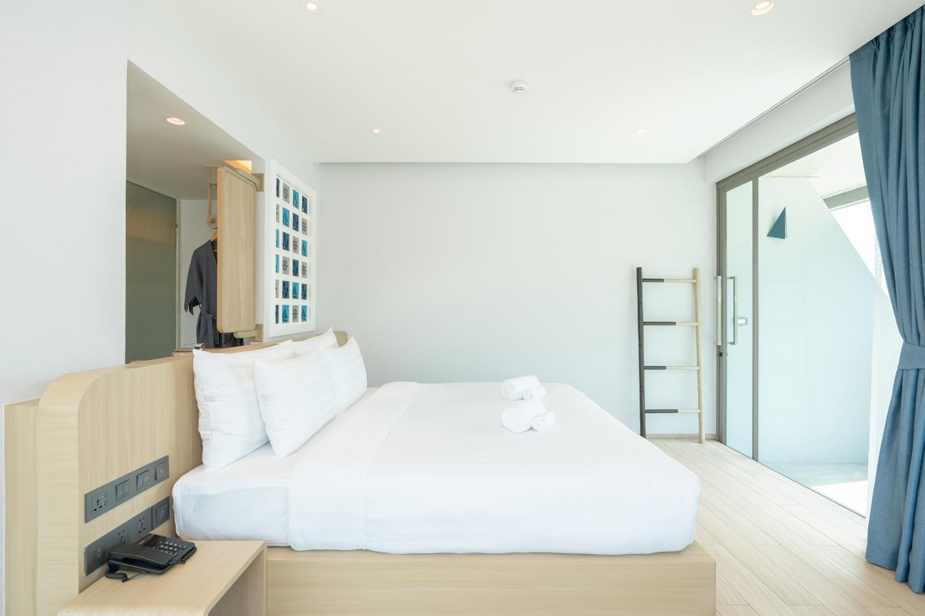 Suite with private jacuzzi pool - Photo 9