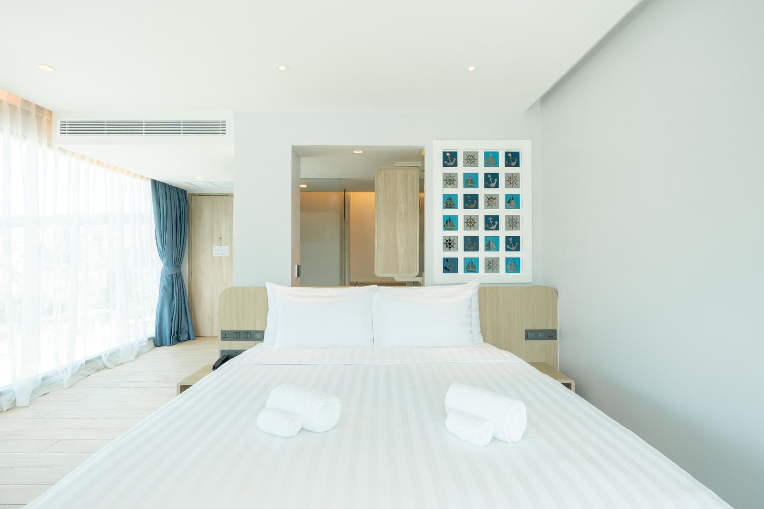 Suite with private jacuzzi pool - Photo 7