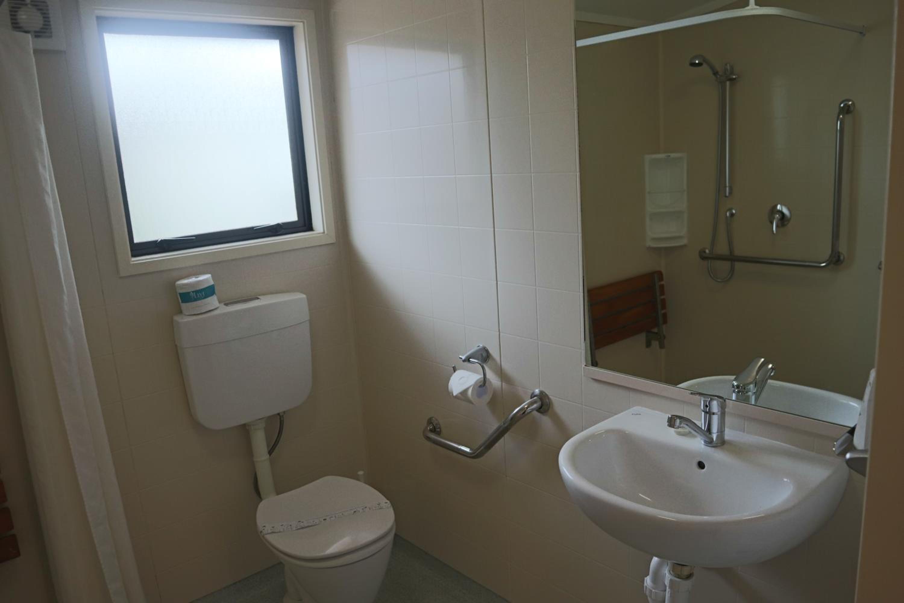 Double Room - Photo 2