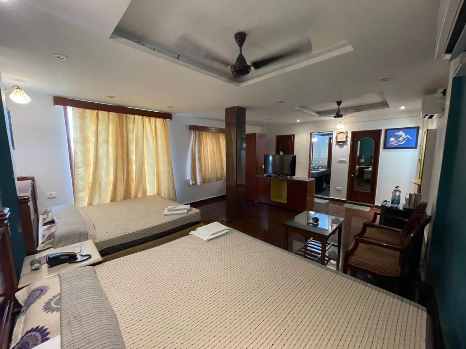 Family Room photo 2
