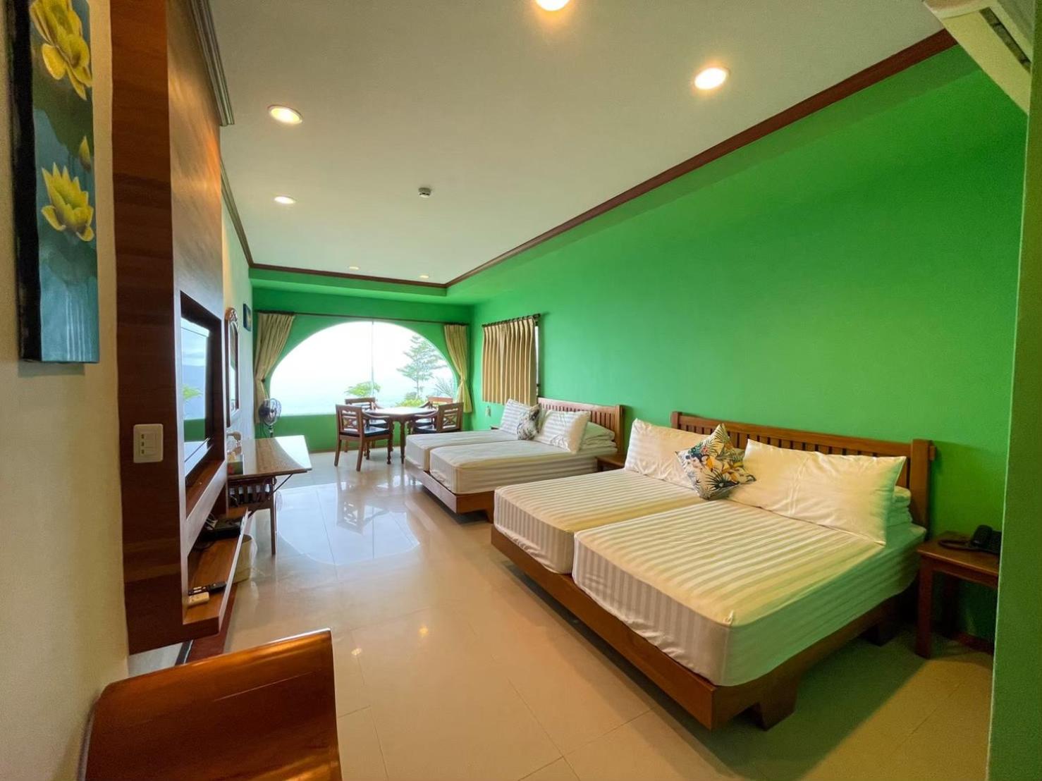 Quadruple Room with Sea View photo 3