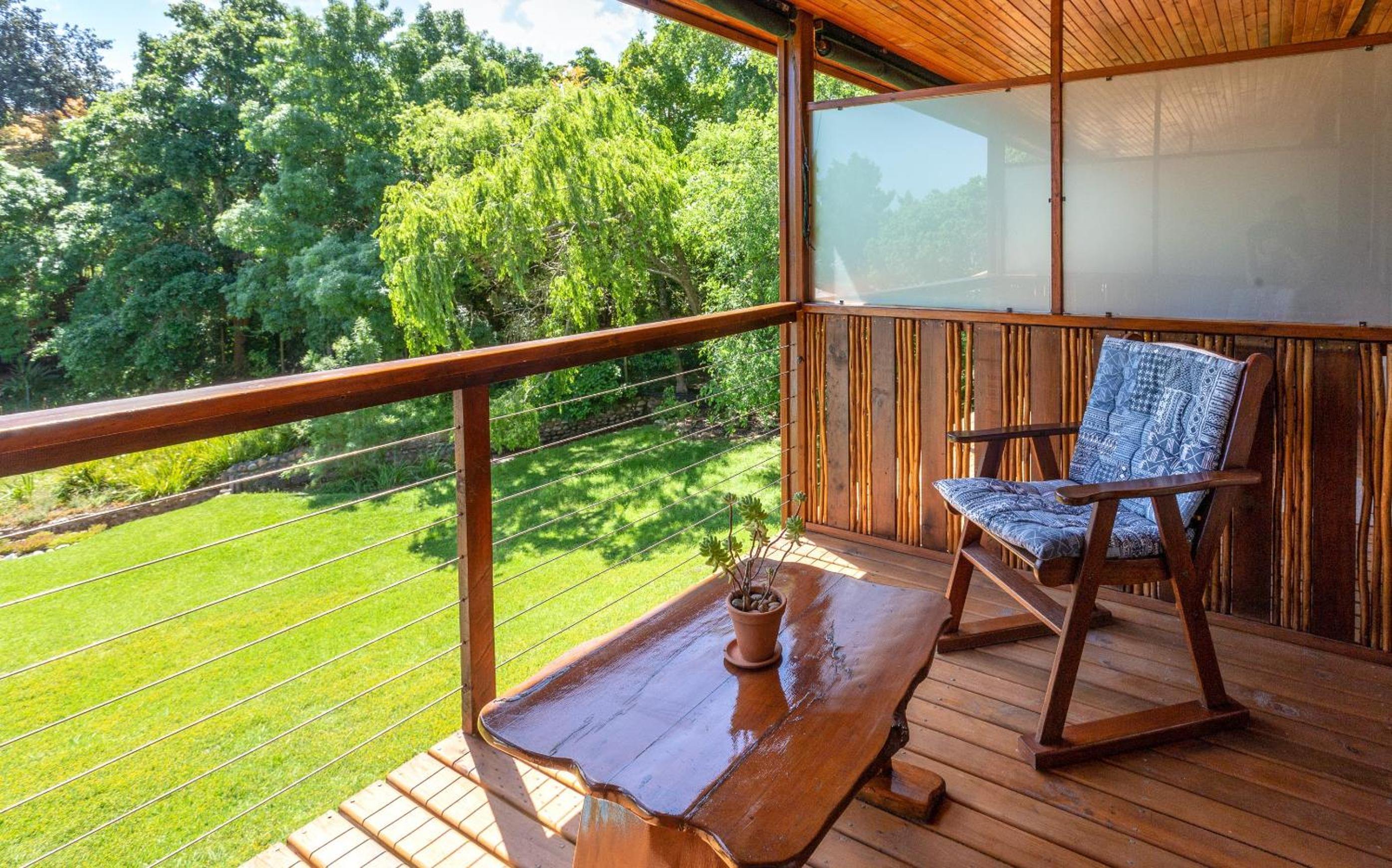 Twin Room with Balcony - Photo 5