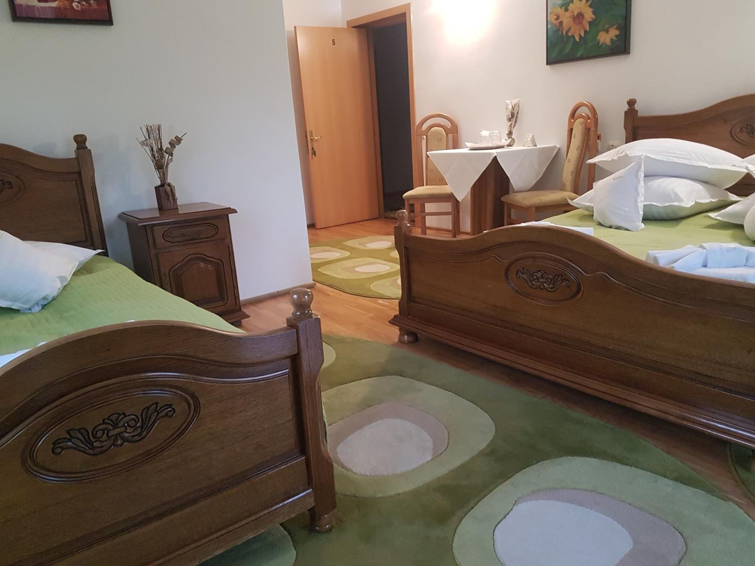 Double Room photo 2