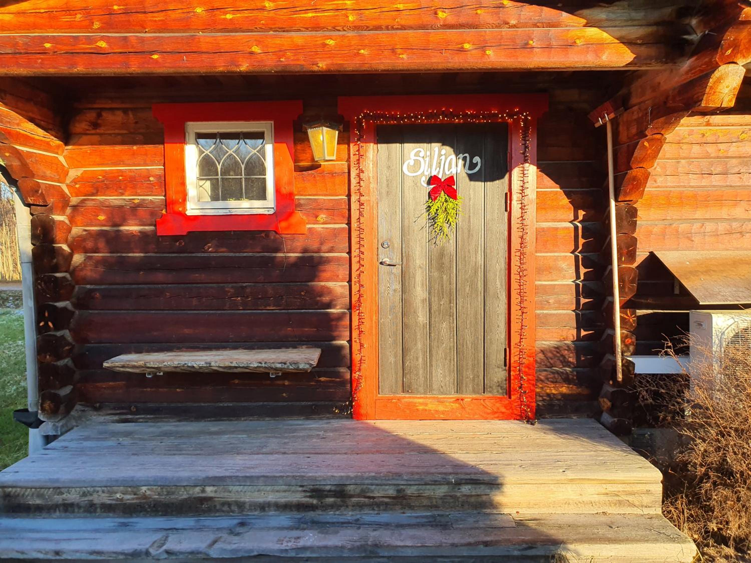 Cottage (4 Adults + 2 Children) photo 2