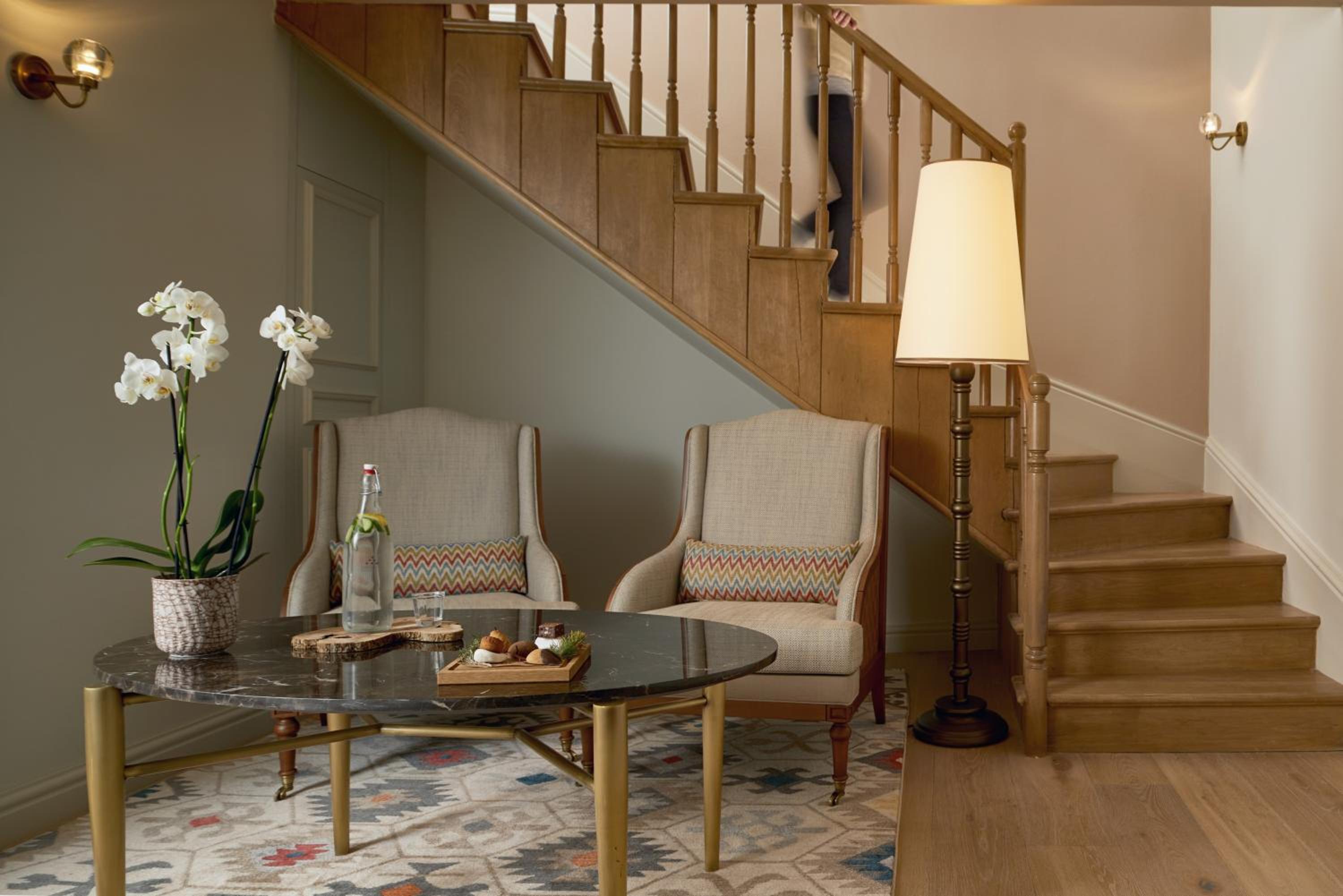 Heritage Vaulted Duplex Suite photo 3