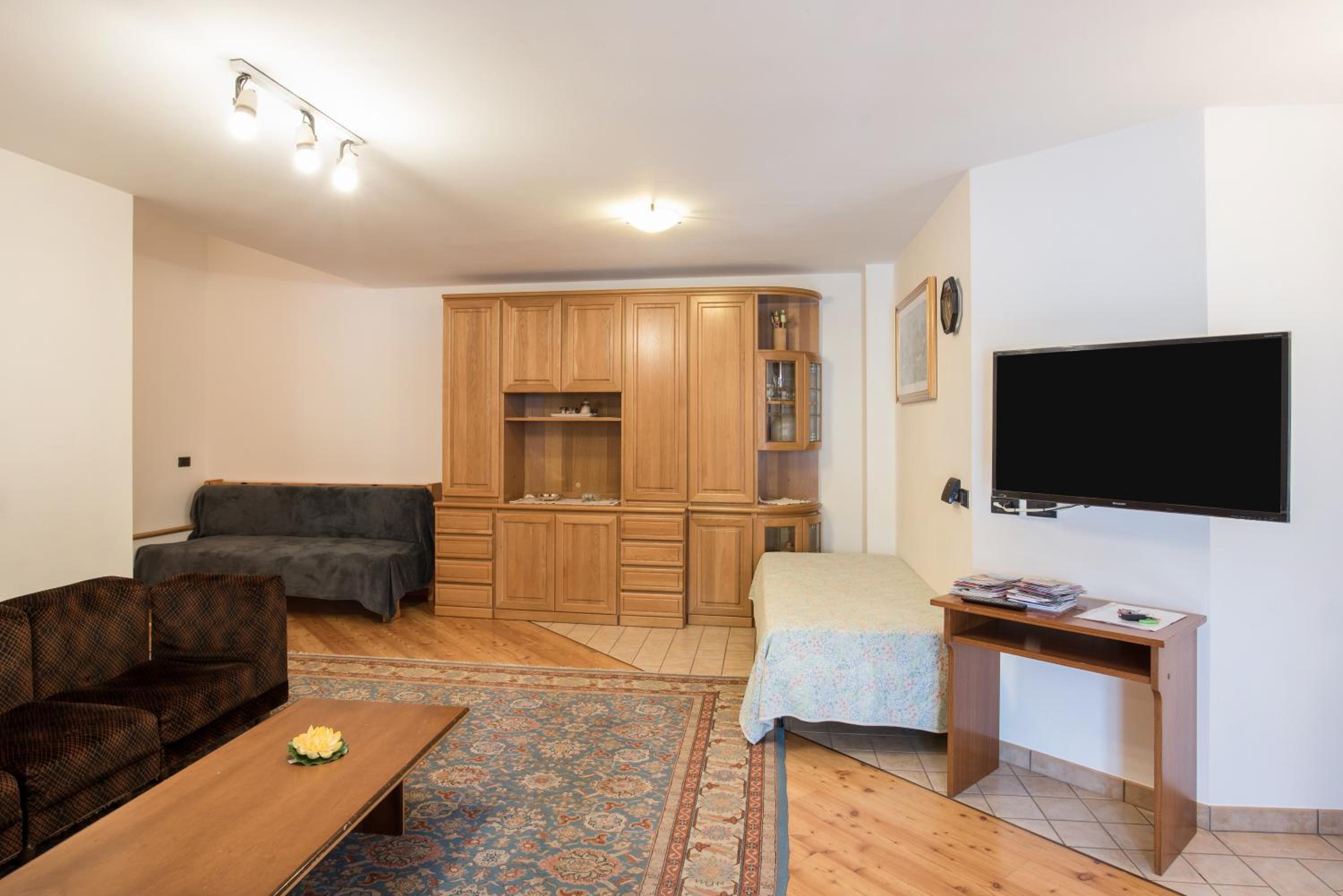 Three-Bedroom Superior Apartment photo 1
