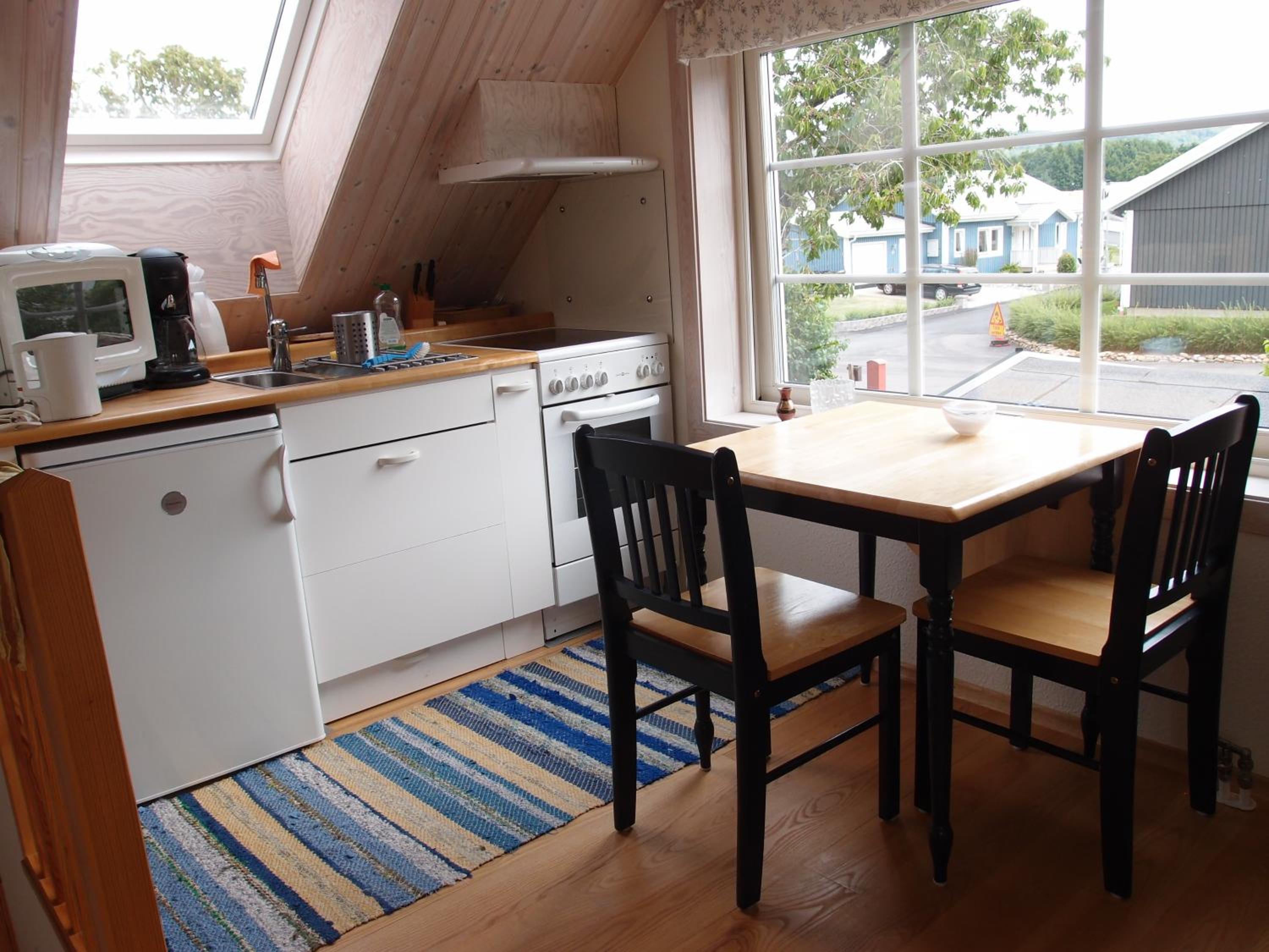 Studio Apartment - Photo 9