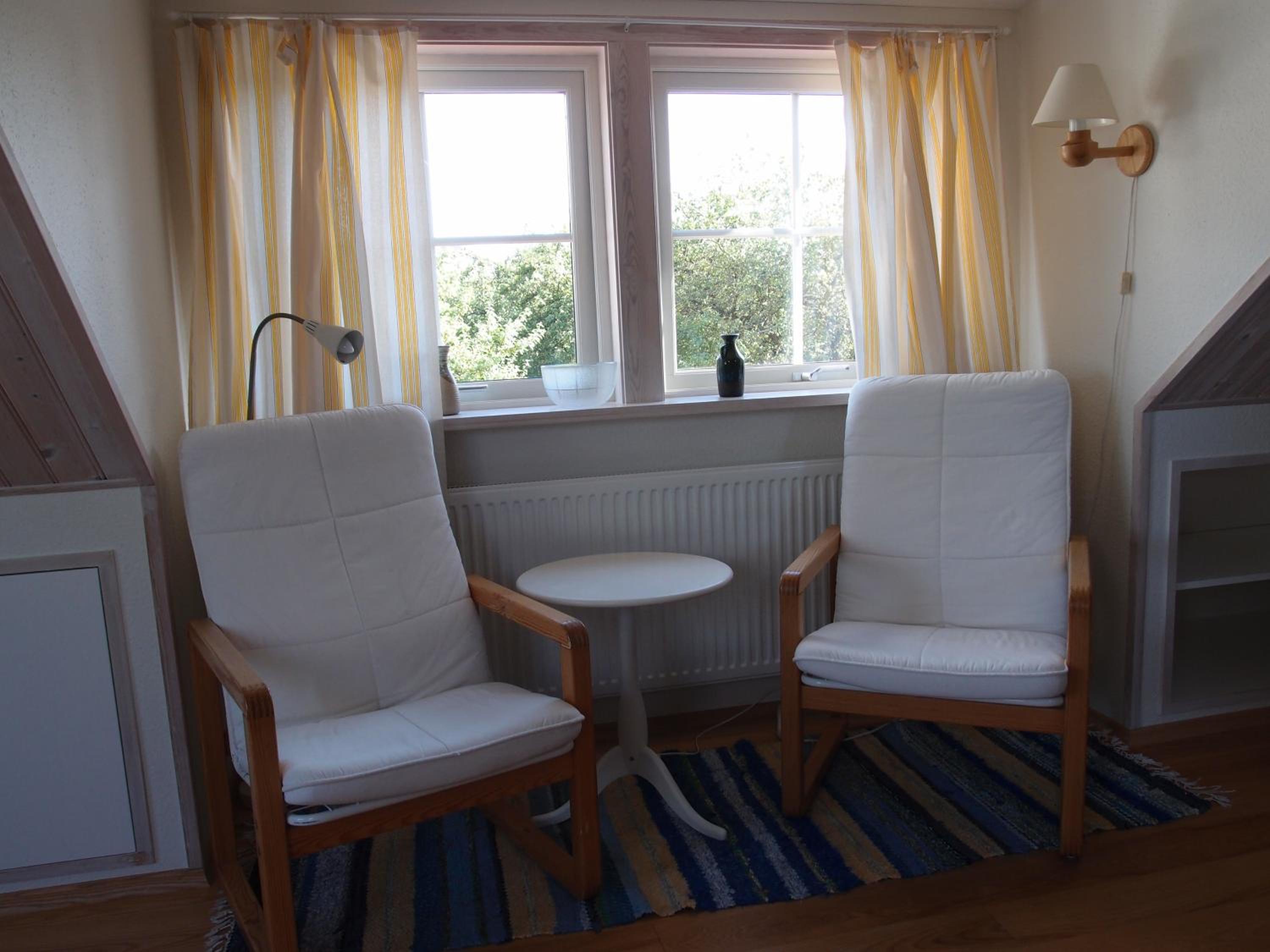 Studio Apartment - Photo 13