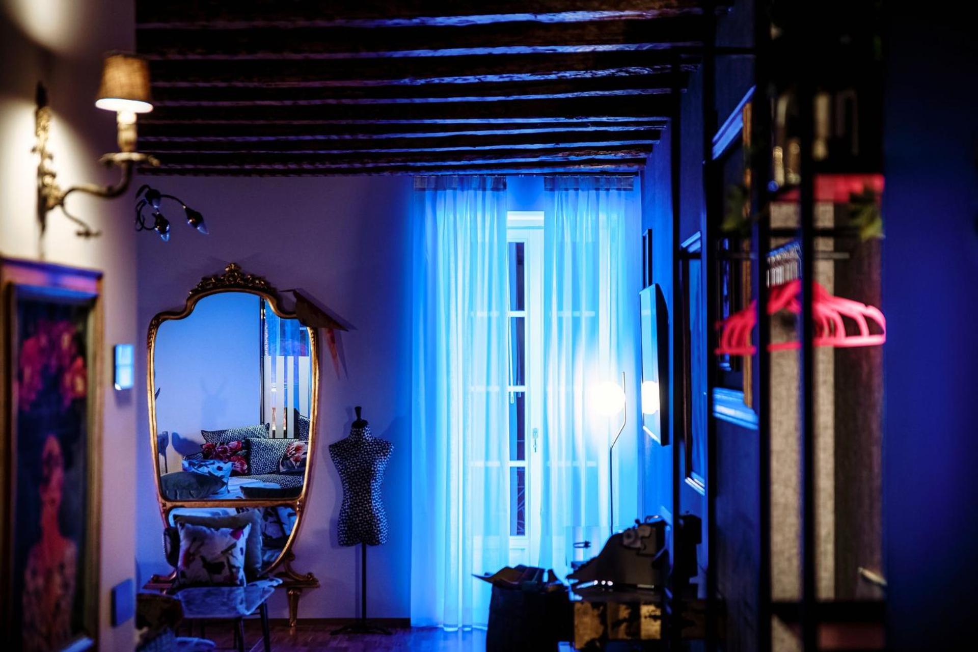 Deluxe Suite - Photo 3