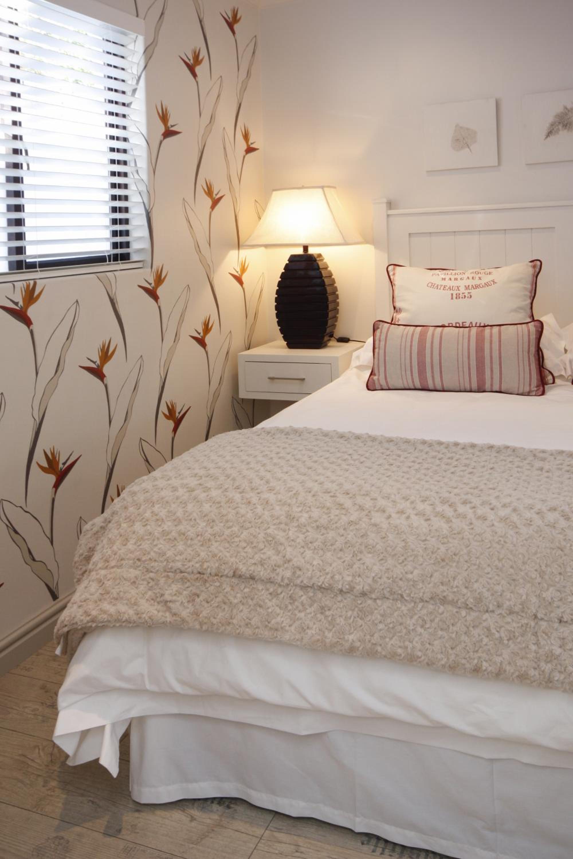 Standard Queen Room photo 1