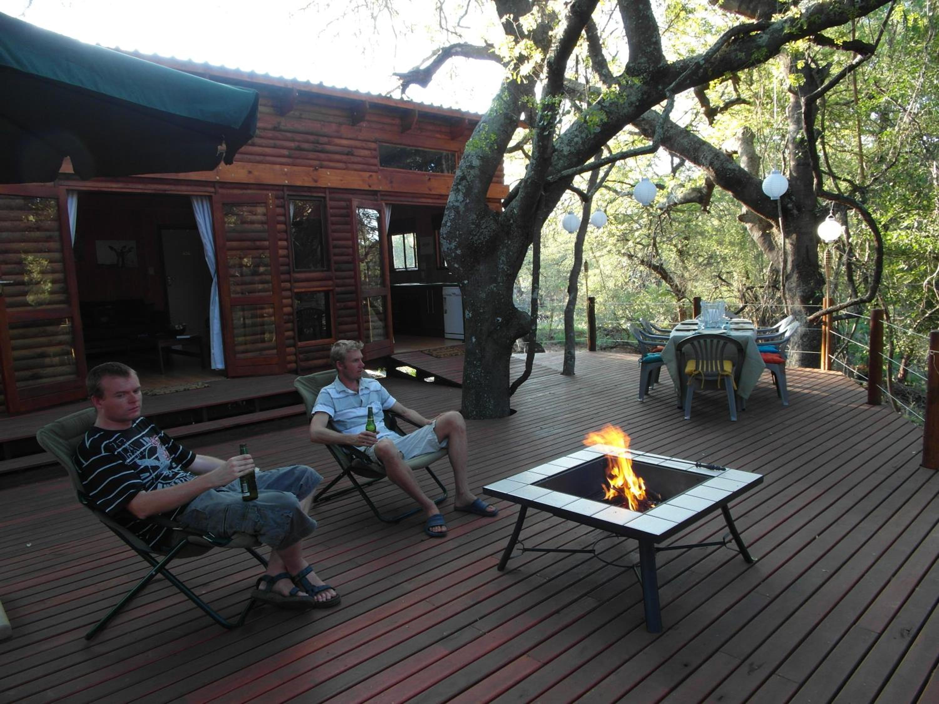 Cabin with River View photo 2