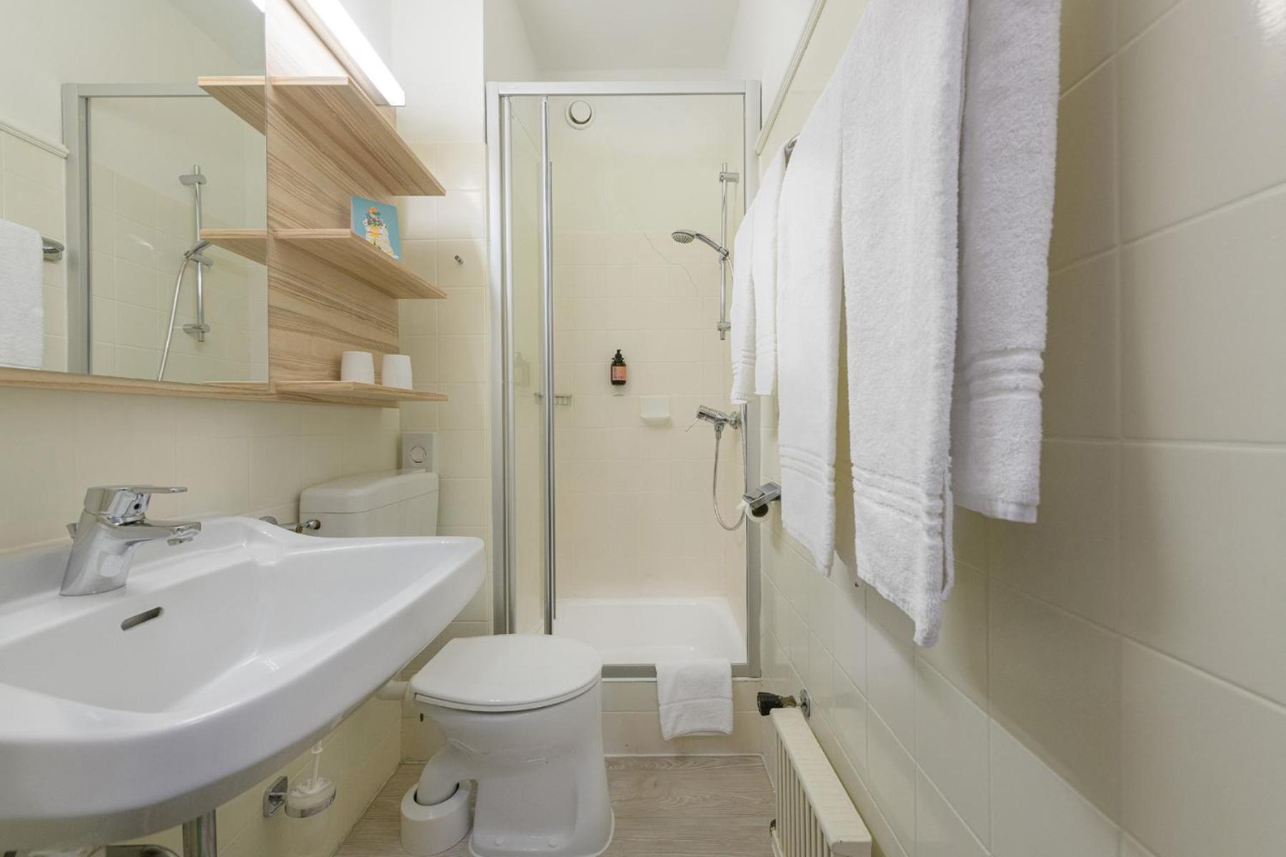 Small Double Room photo 3