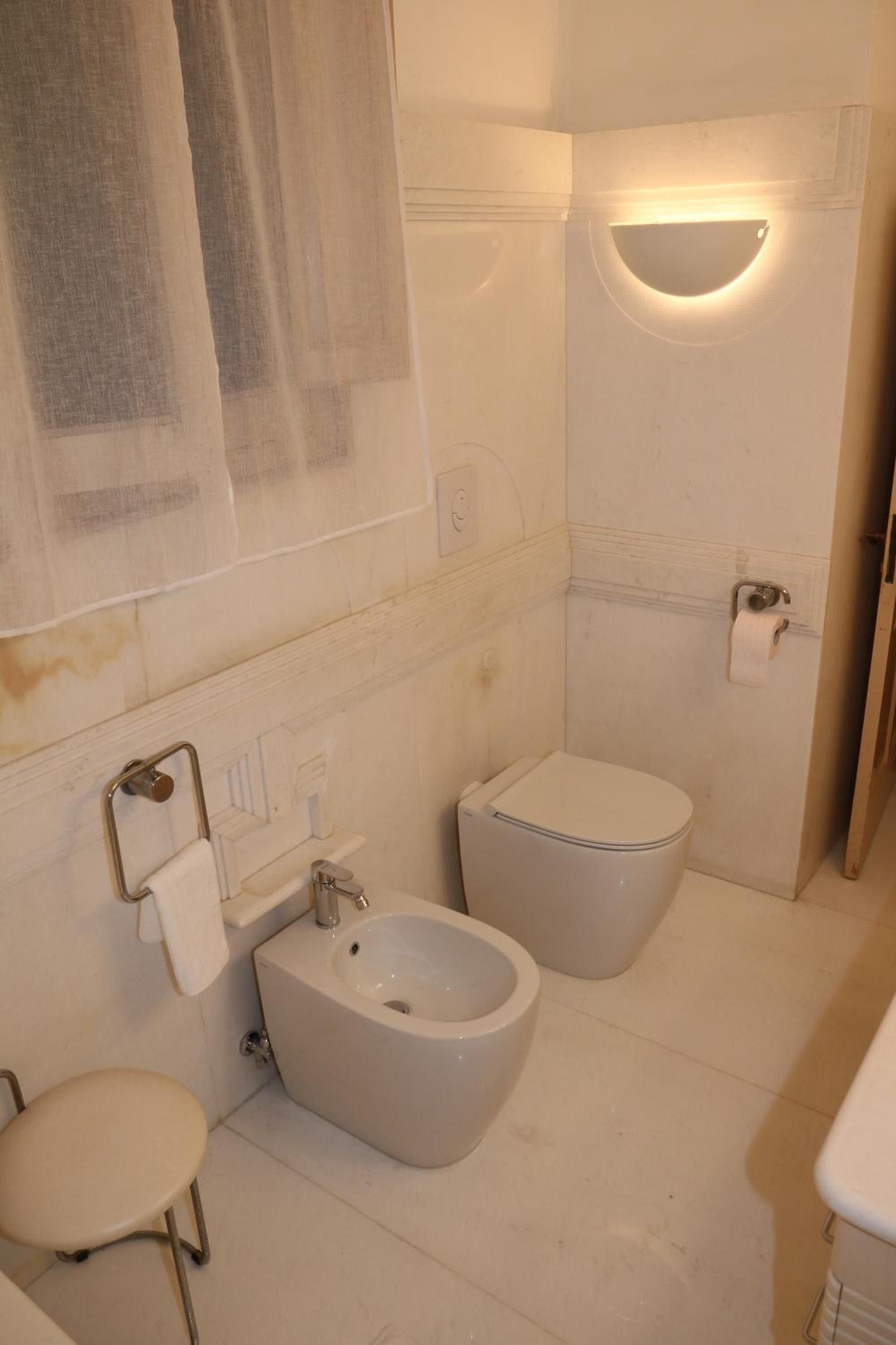 Triple Room with Private Bathroom - Photo 3
