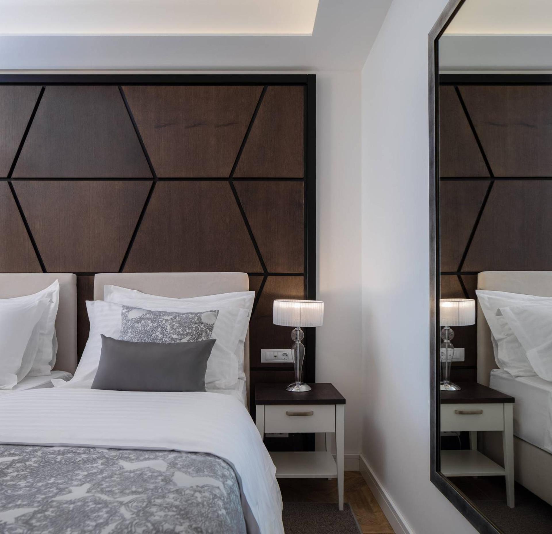 Adria Twin Bed Room at Pool Side