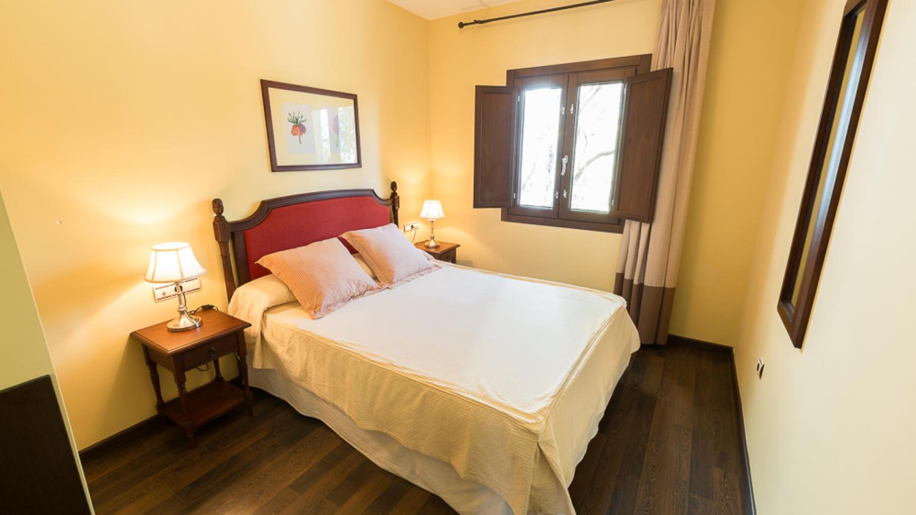 Deluxe Double Room - Photo 5
