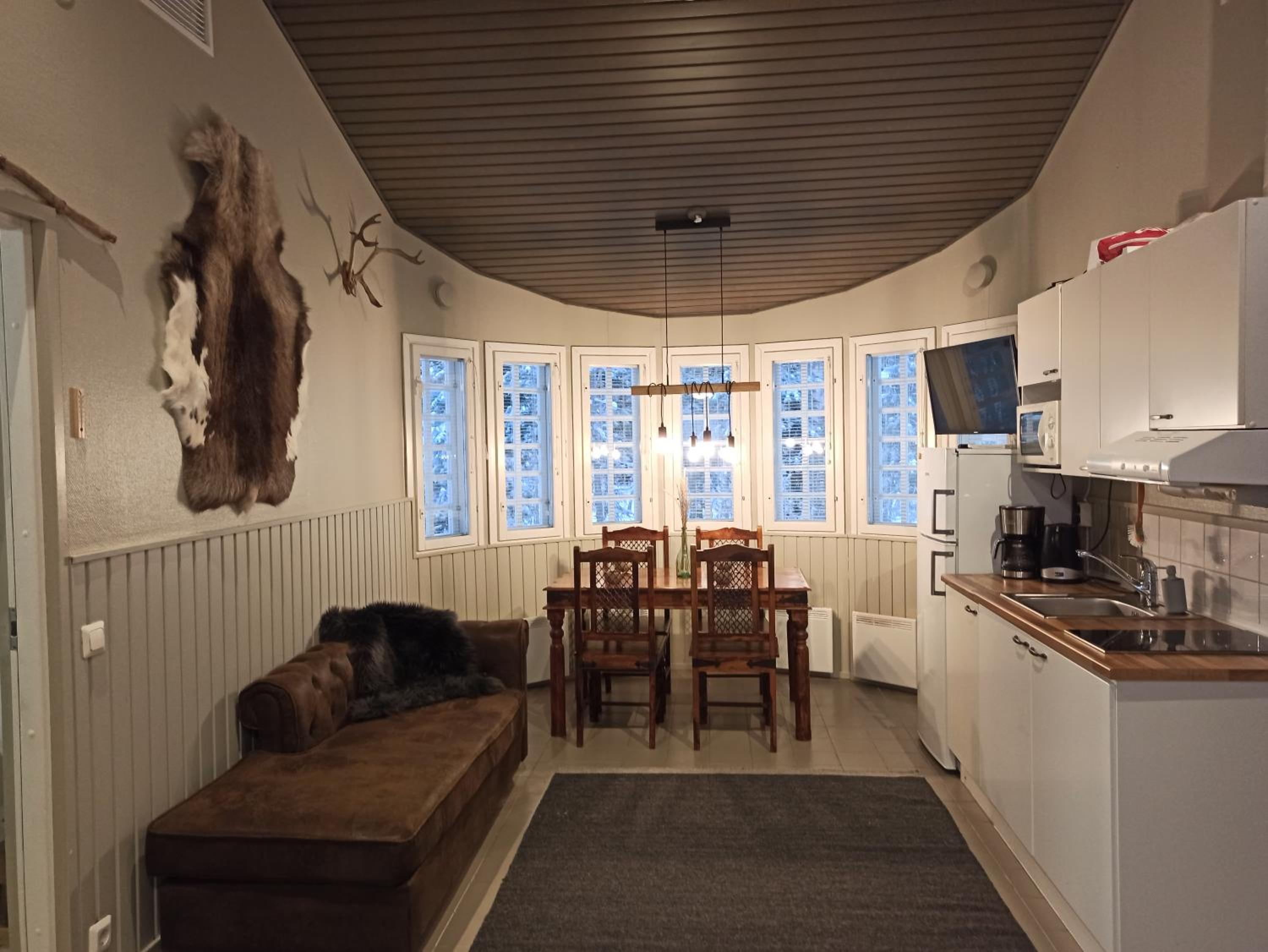 Two-Bedroom House photo 2