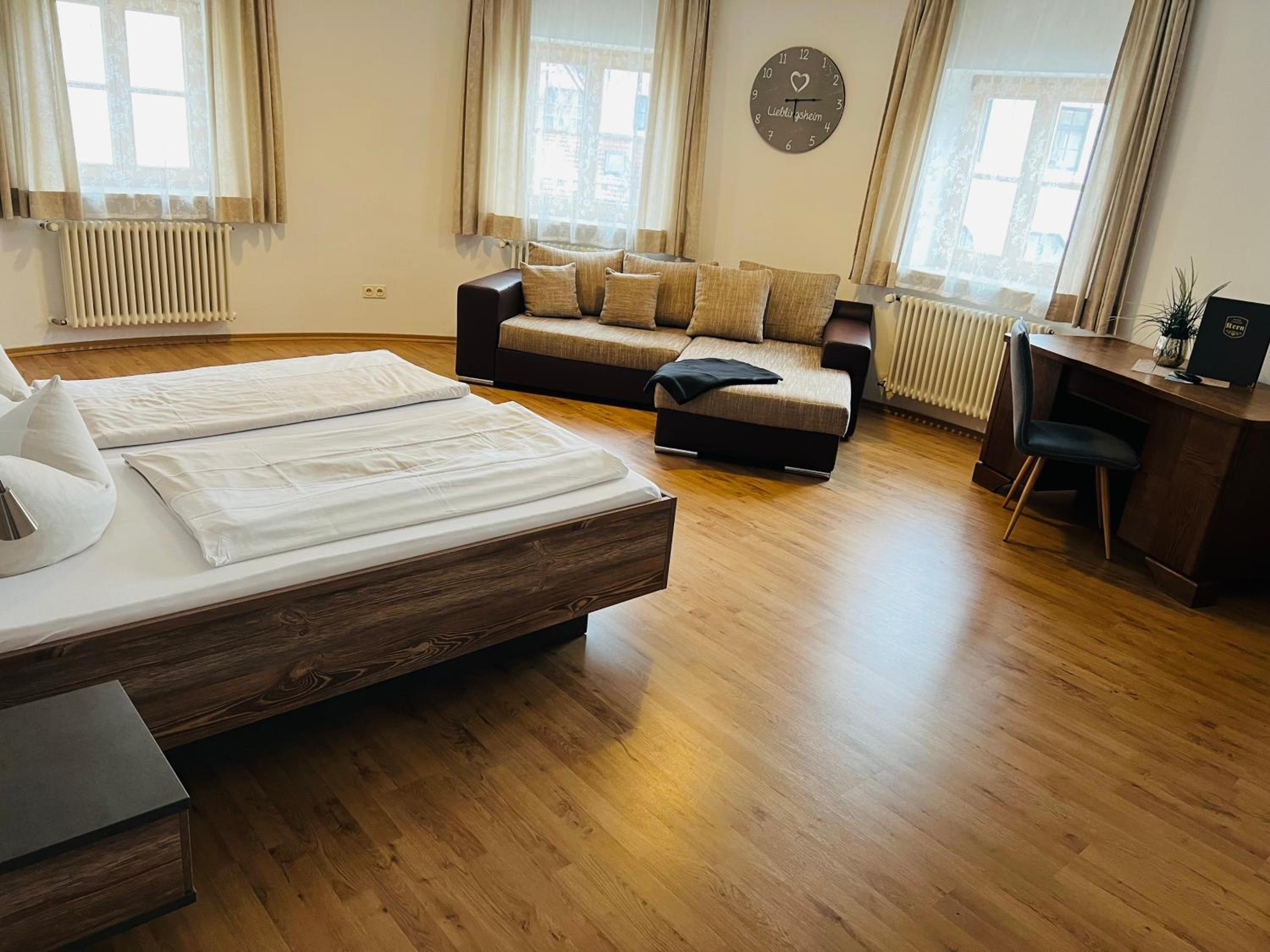 Deluxe Double Room - Photo 5
