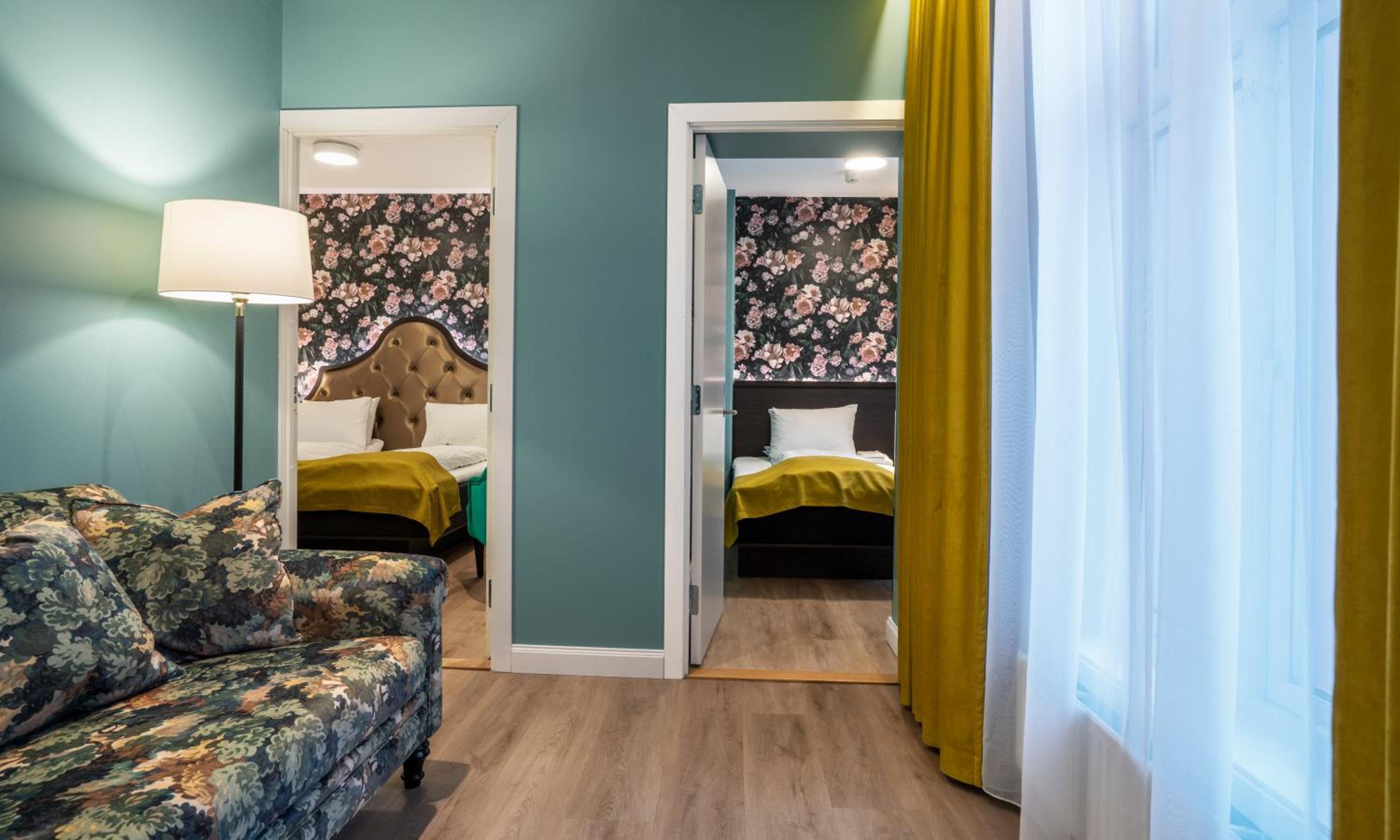 Deluxe Double Room - Photo 3