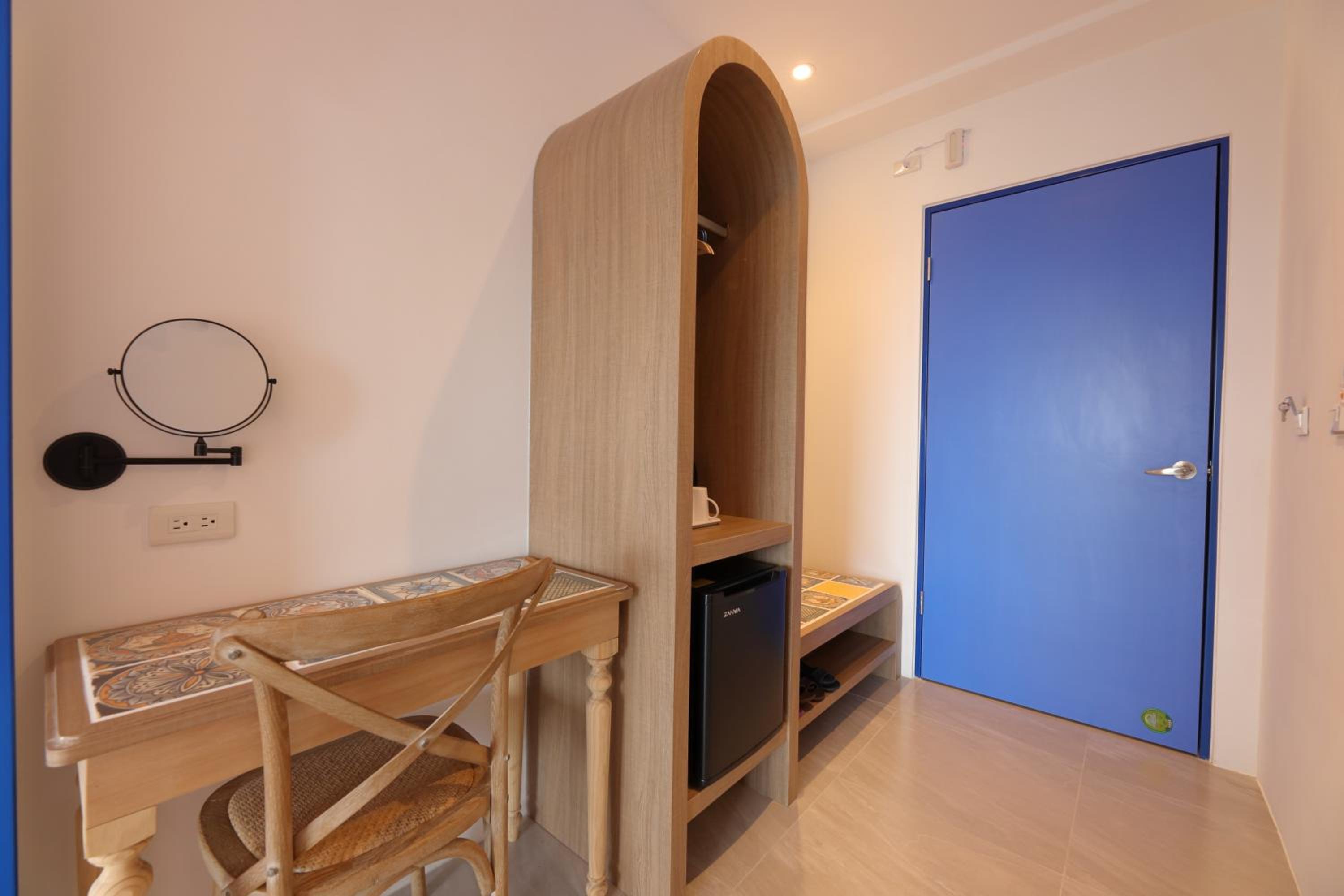Quadruple Room with Balcony photo 3
