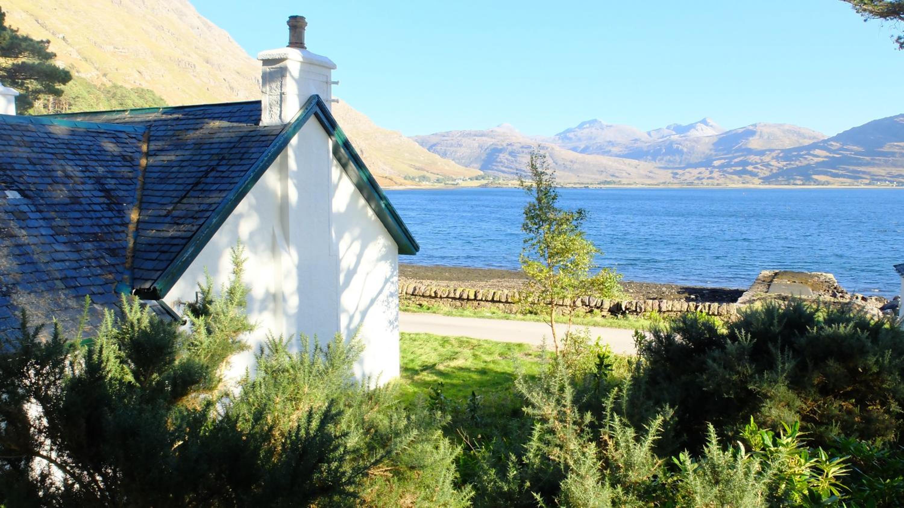 Lochside Cottage photo 1