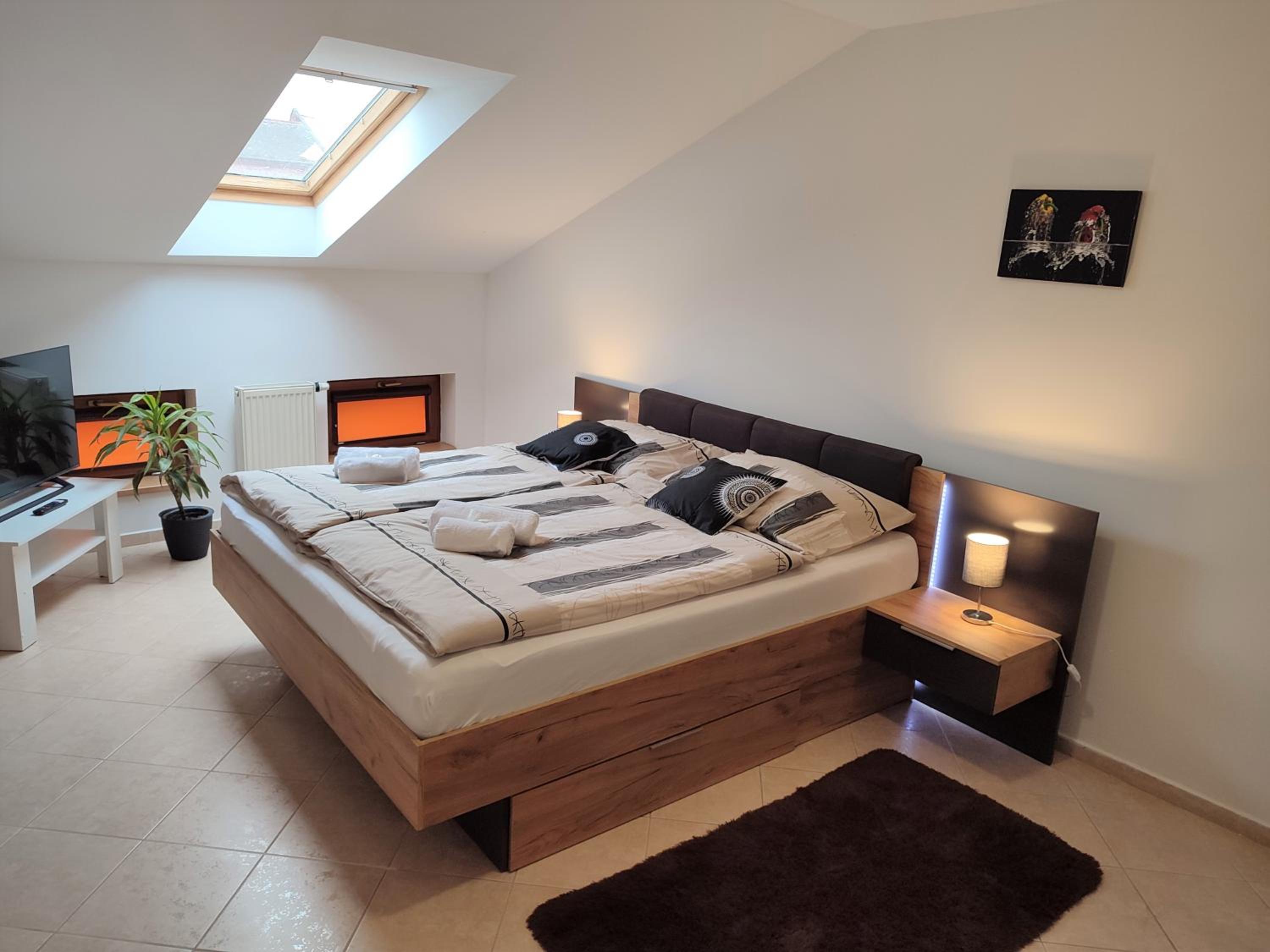 Triple Room with Bathroom photo 1