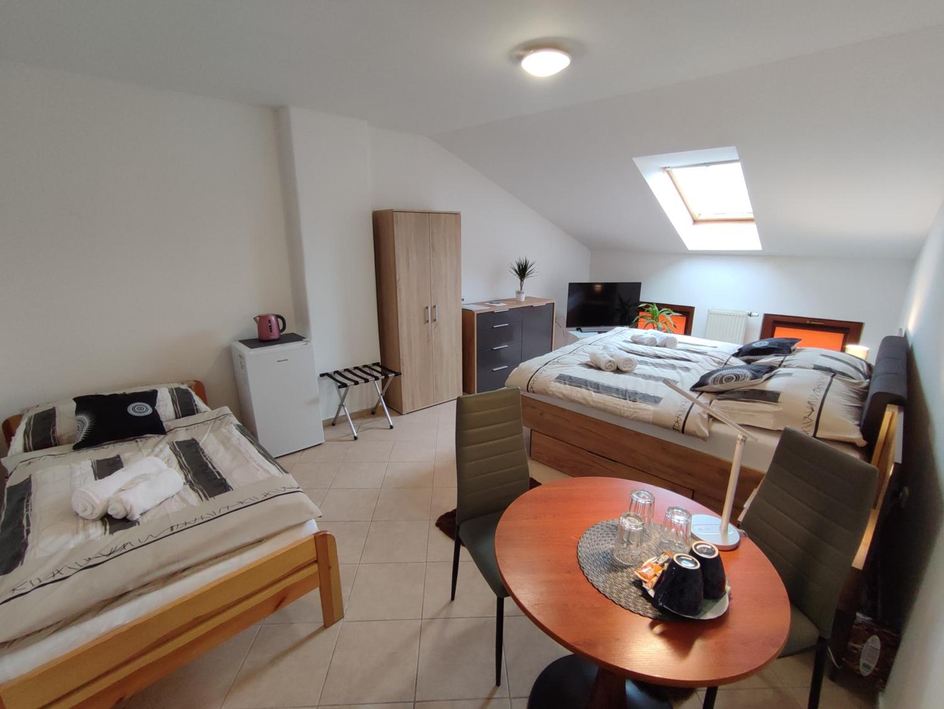 Triple Room with Bathroom photo 3