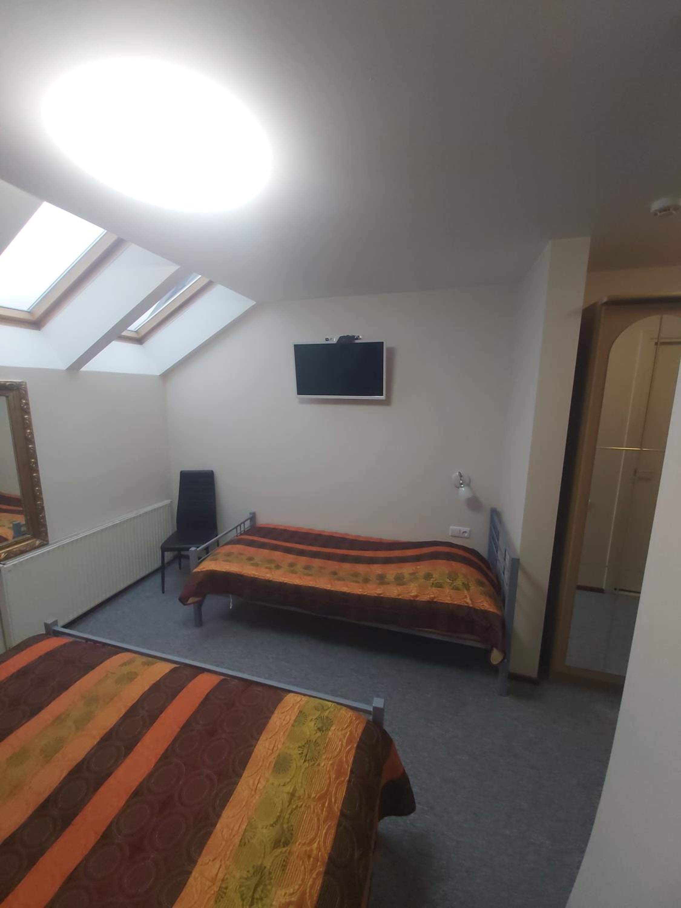 Triple Room - Photo 8