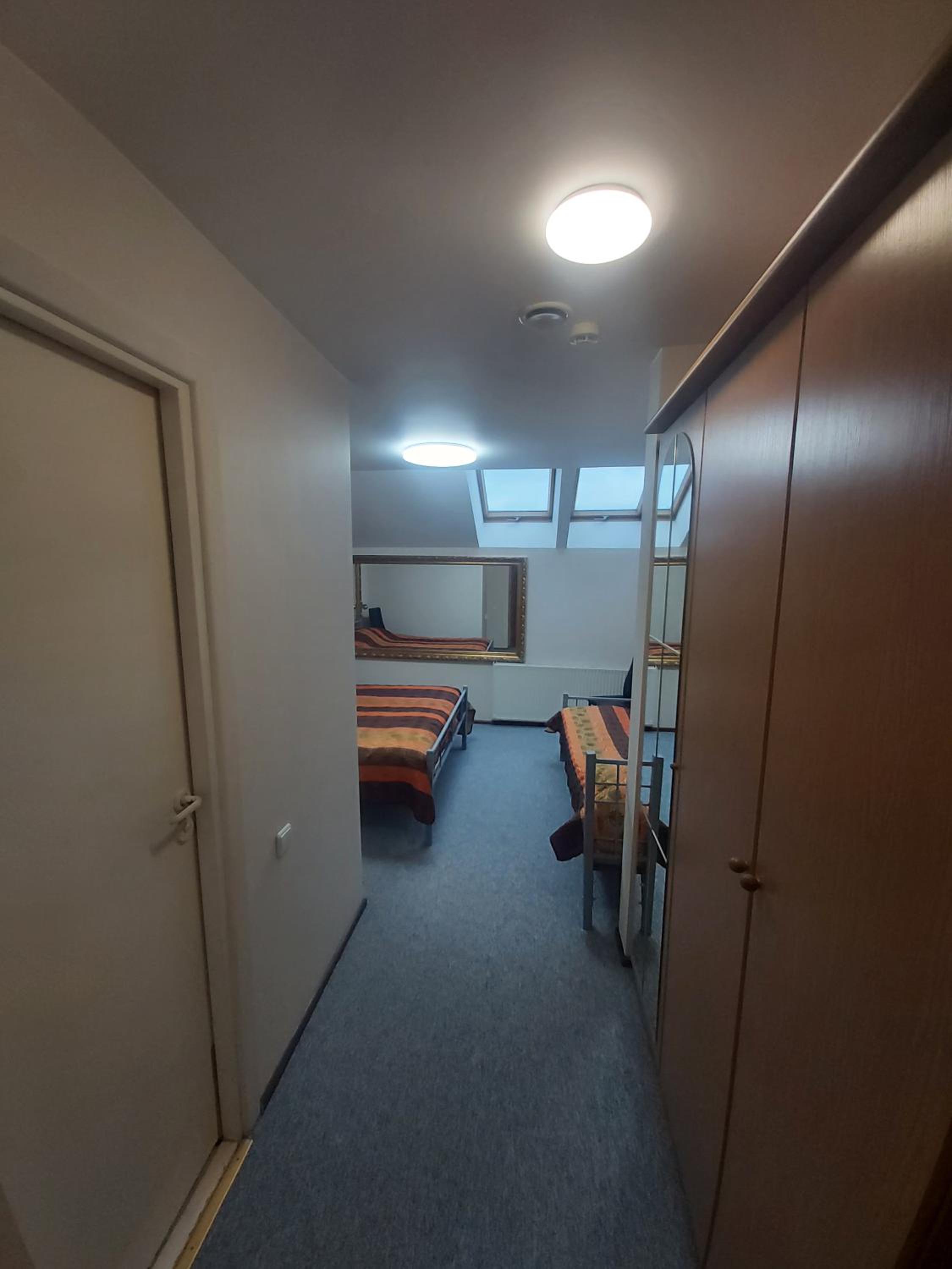 Triple Room - Photo 6