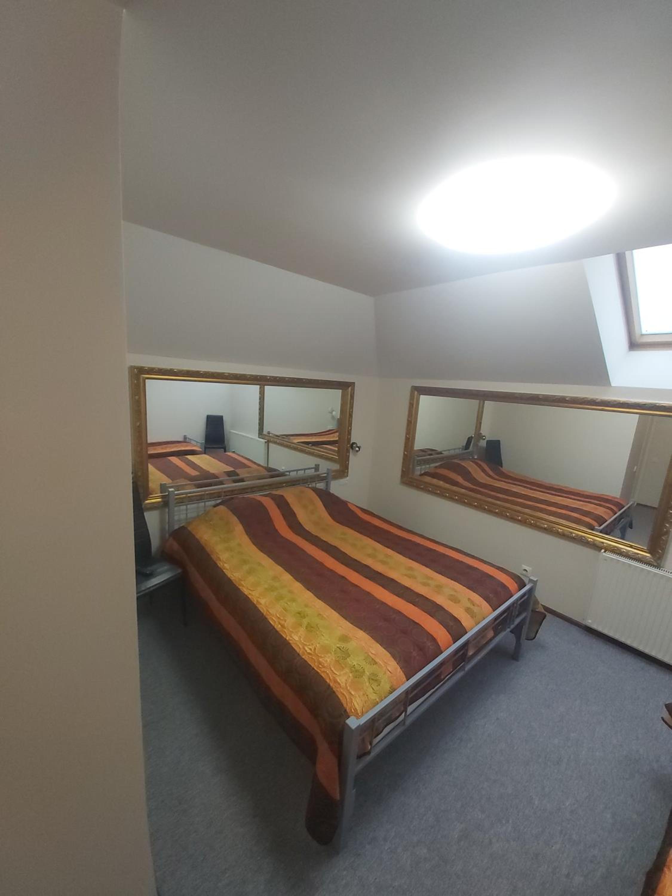 Triple Room - Photo 5
