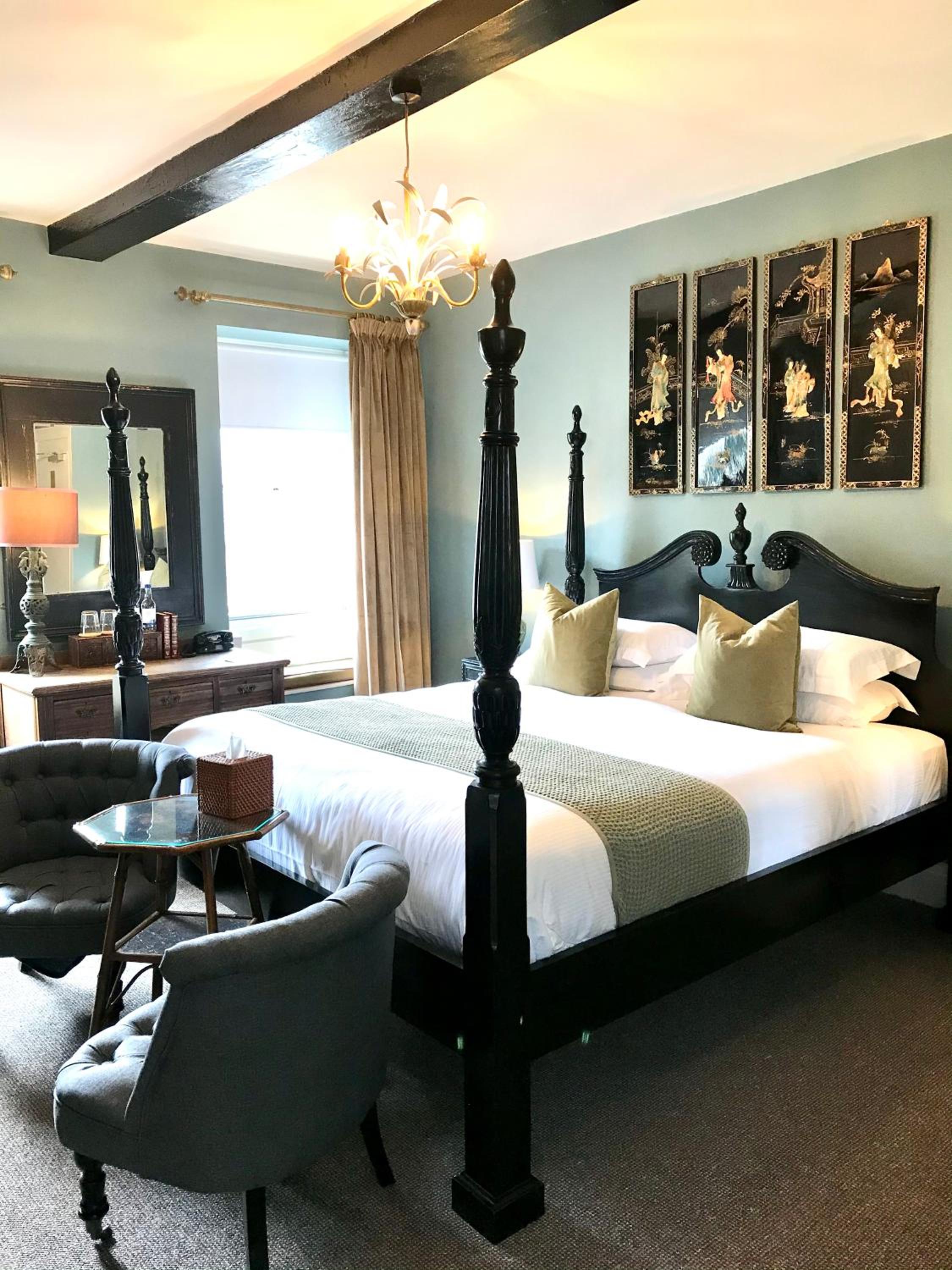 Large Double Room photo 2