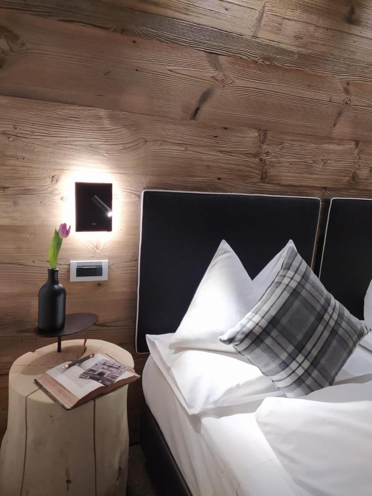 Double Room - Photo 9