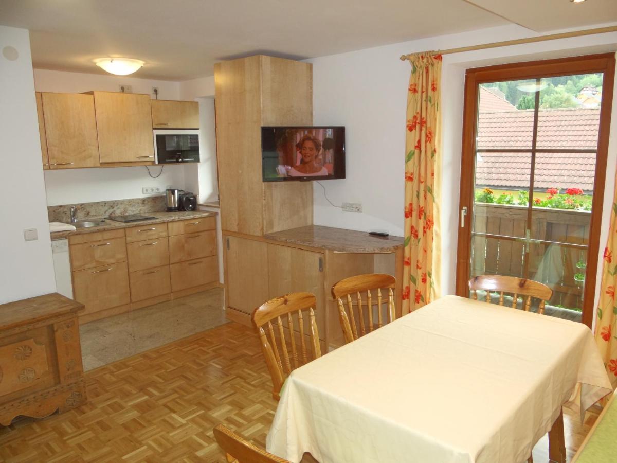 Apartment with Mountain View photo 1