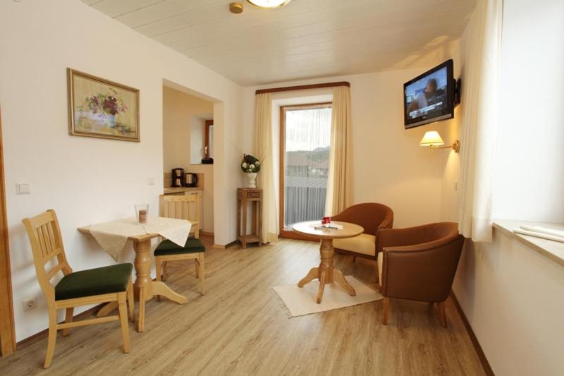 Apartment with Balcony photo 2