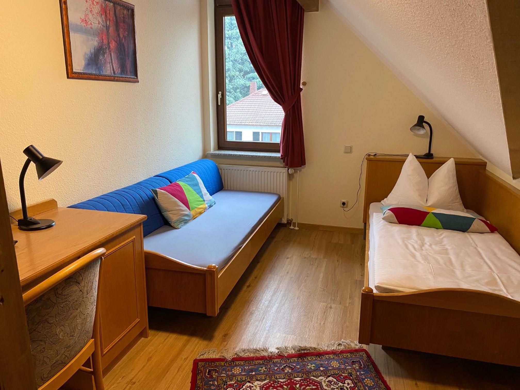 Economy Double or Twin Room - Photo 3