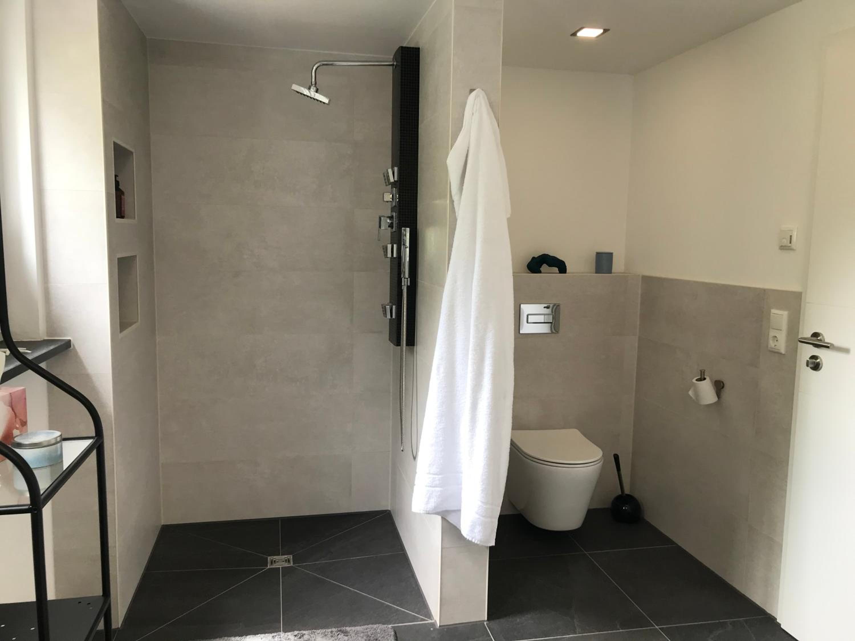Double Room - Photo 10