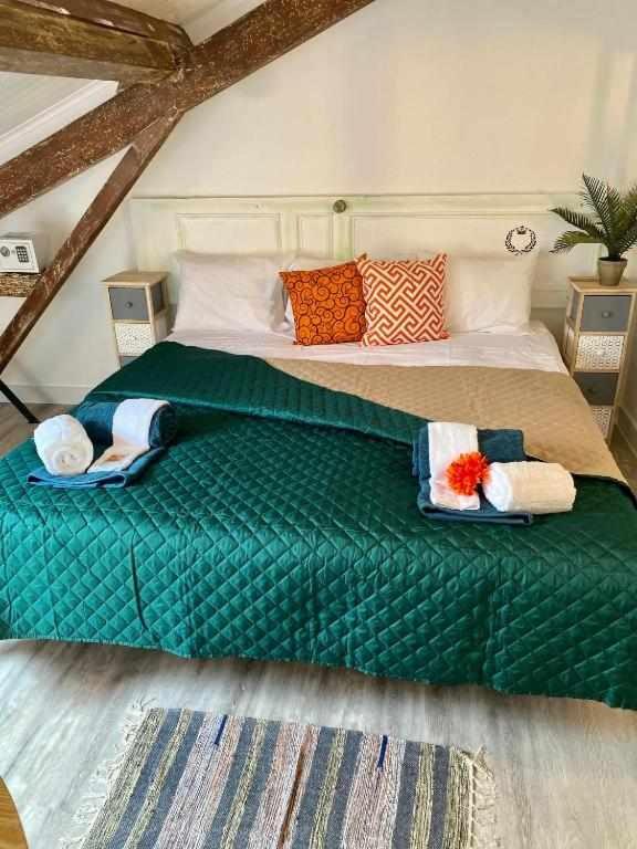 Double Room with Private Bathroom - Photo 52