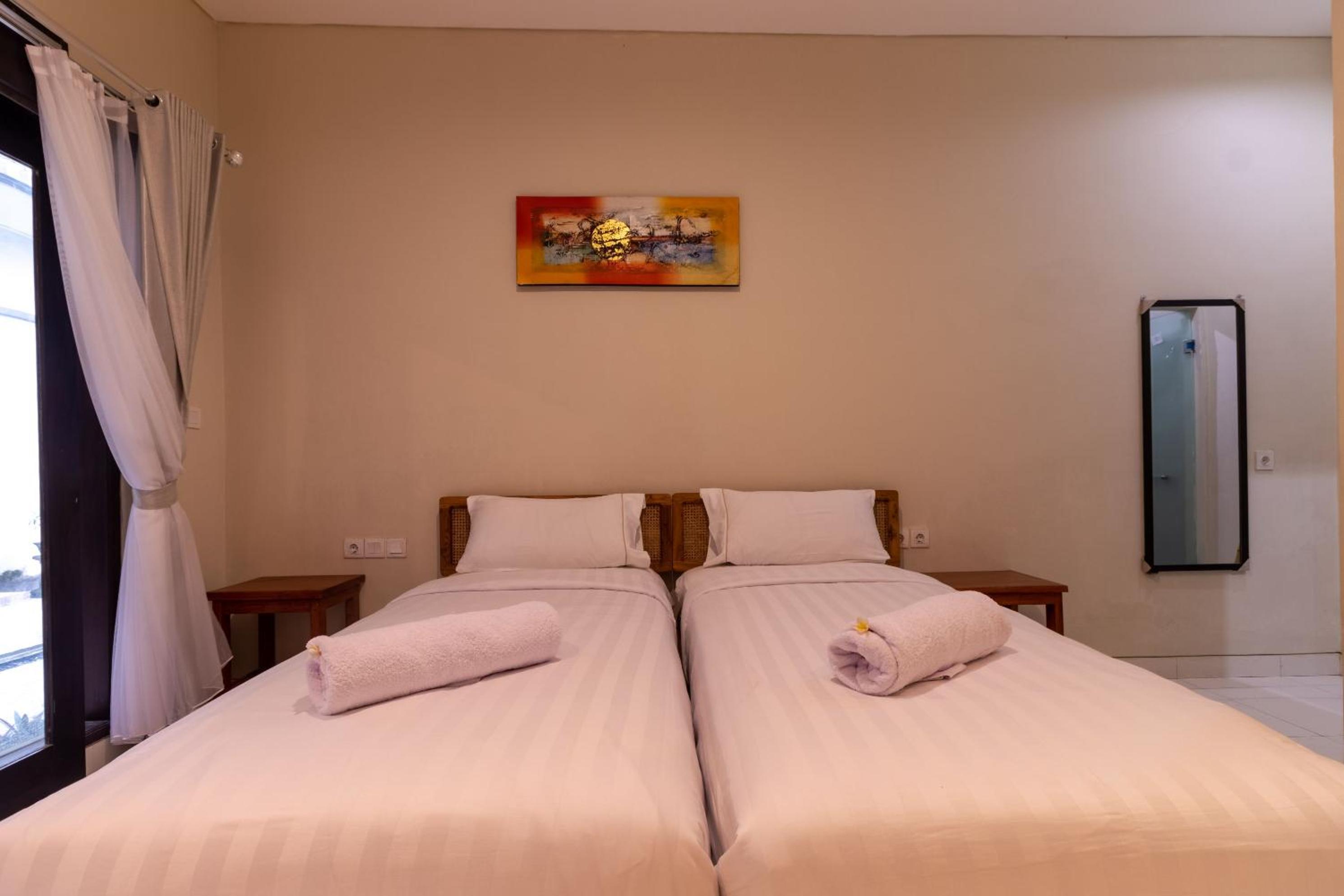 Deluxe Twin Room - Photo 8