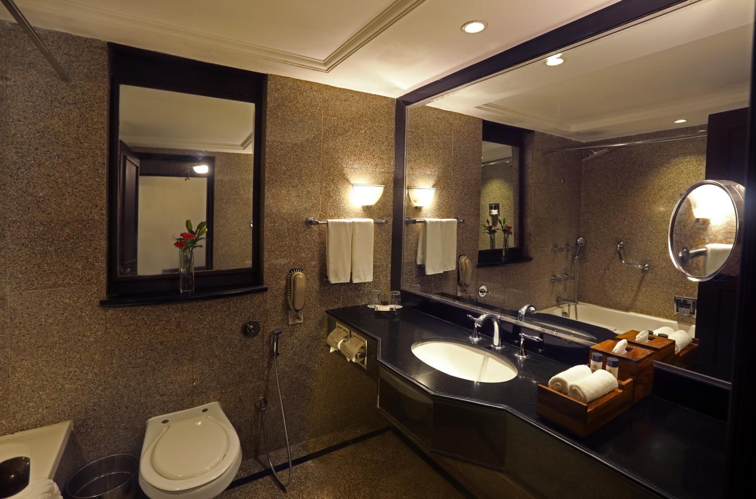 Classic Twin Room with Pool View