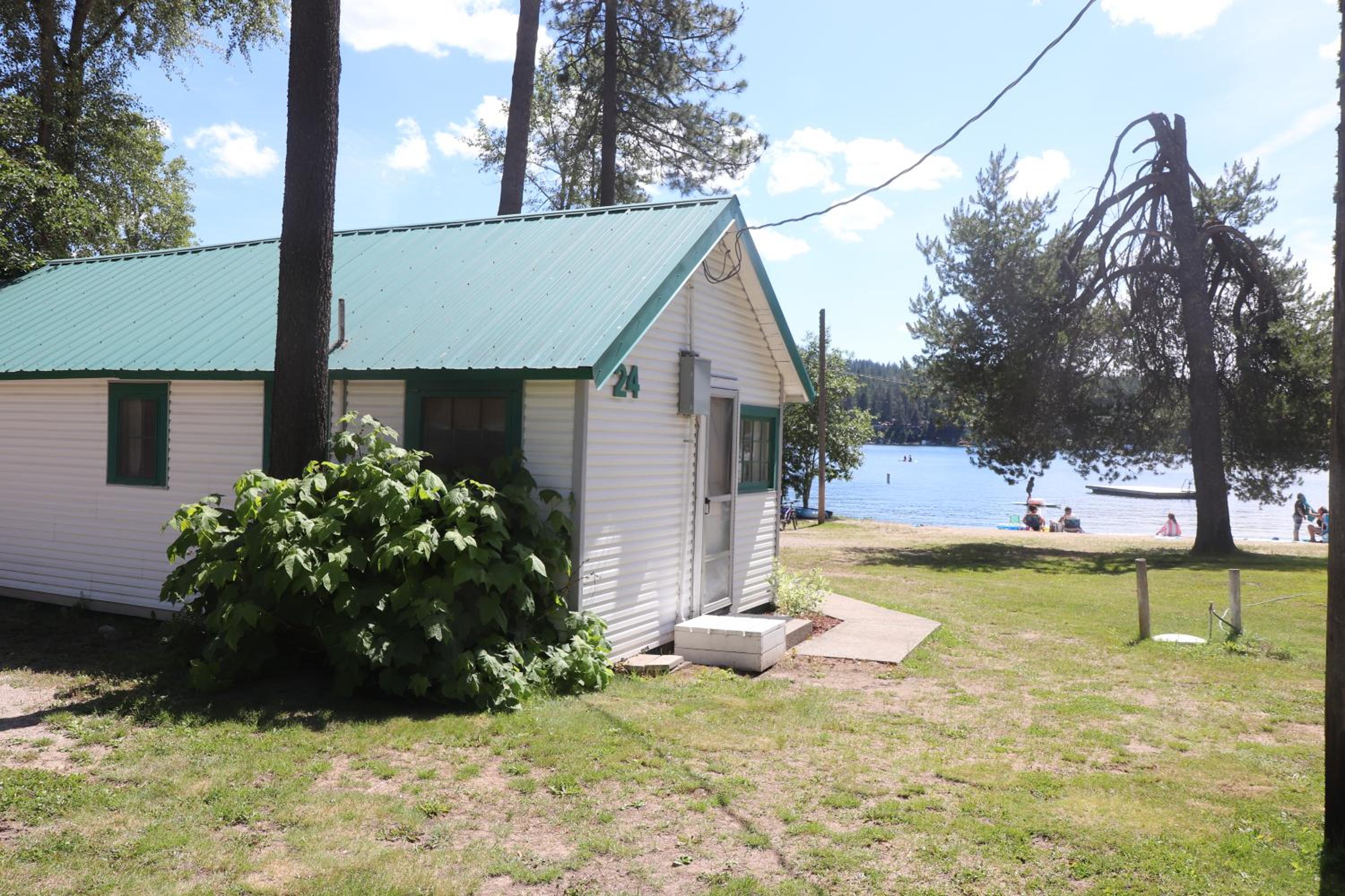 Deluxe Bungalow with Garden View photo 2