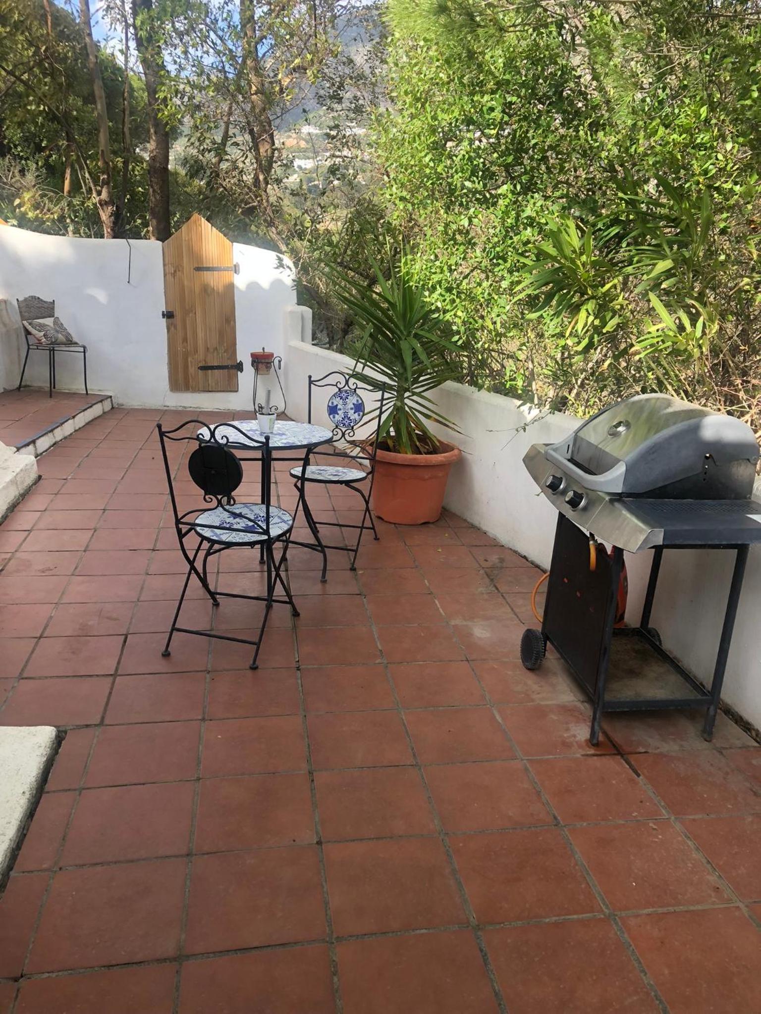 One-Bedroom House - Photo 30