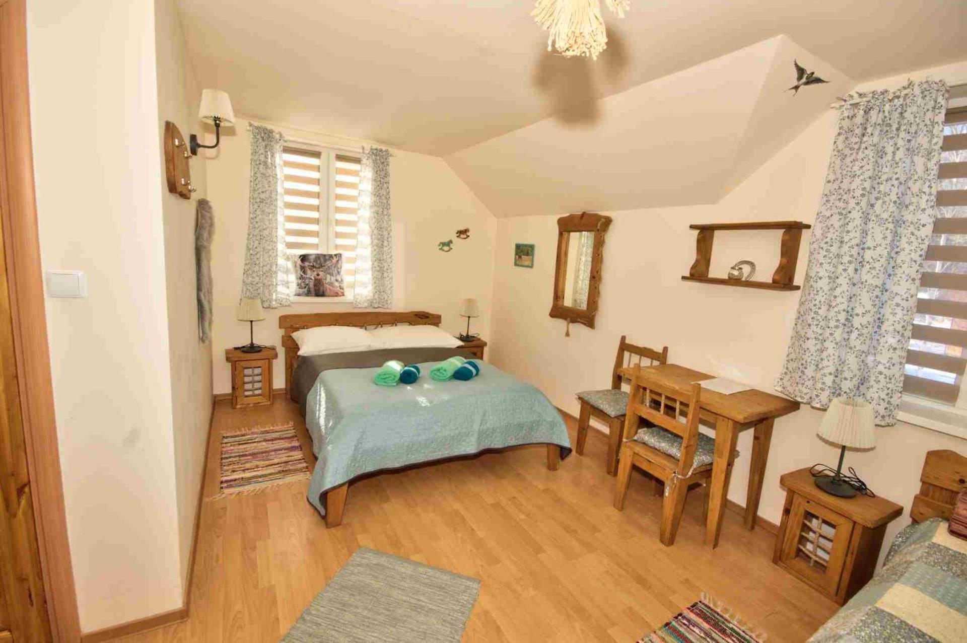 Triple Room with Bathroom photo 2