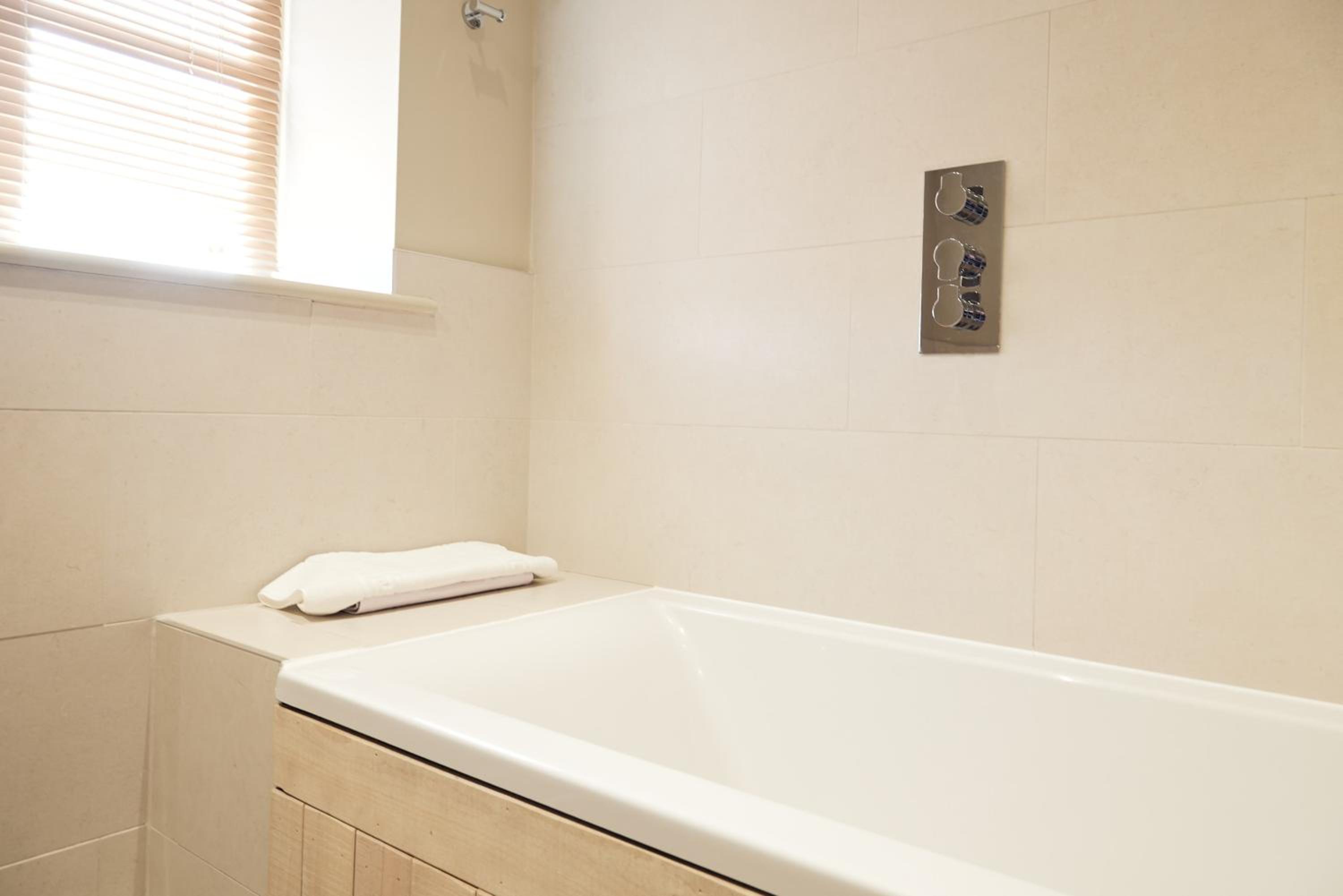Double Room with Private Bathroom photo 3