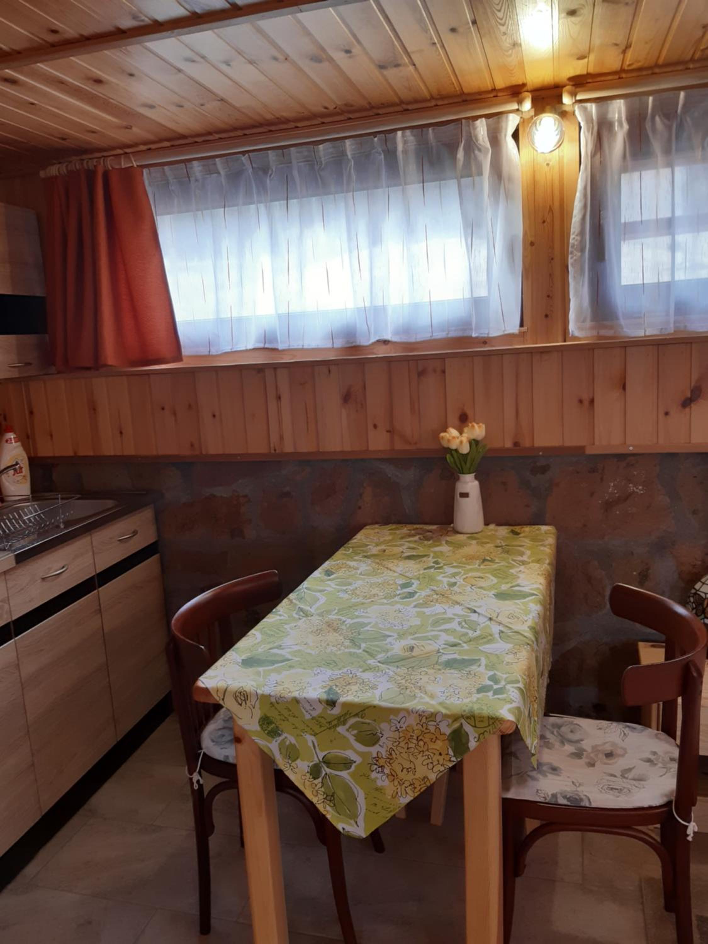 One-Bedroom Apartment - Photo 23