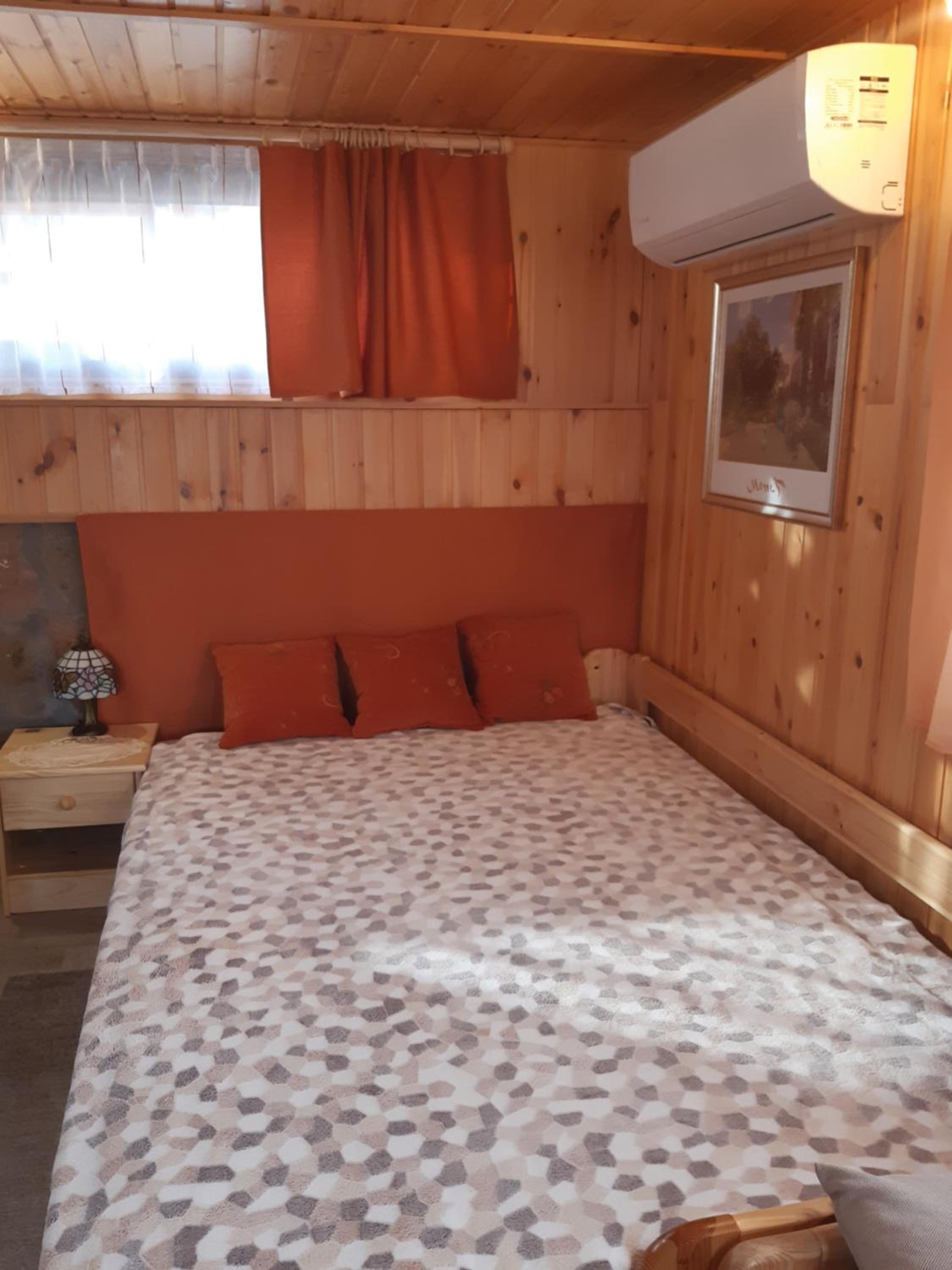 One-Bedroom Apartment - Photo 26