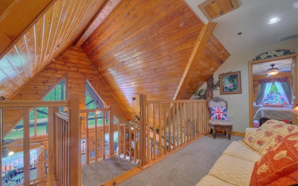 Family Room with Lake View