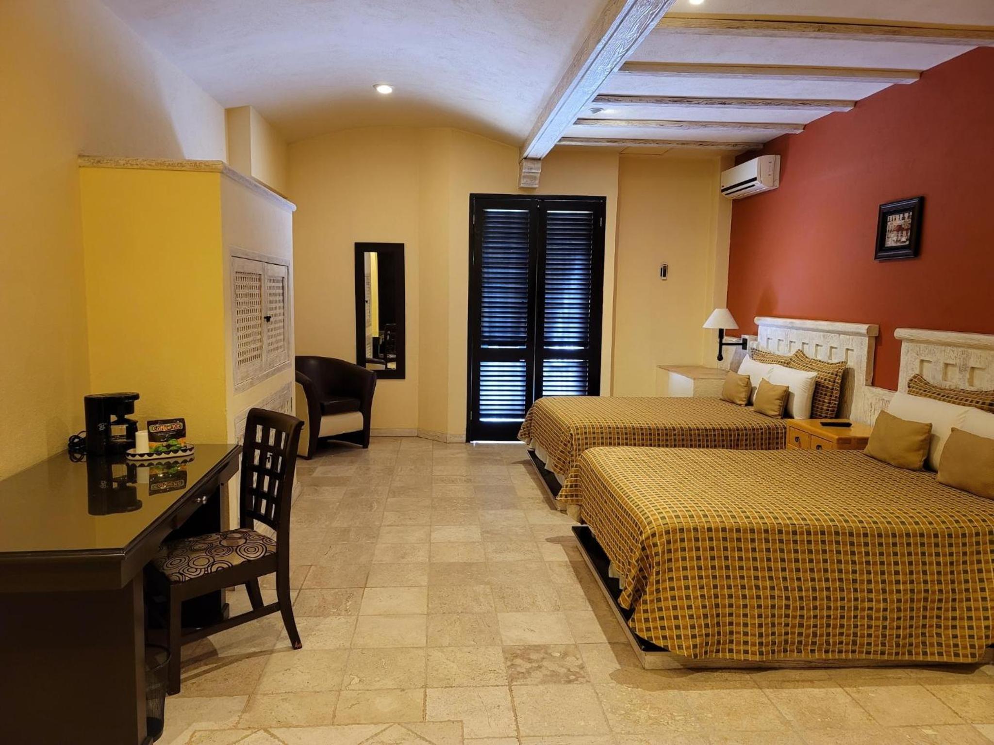 Standard Double Room - Photo 1