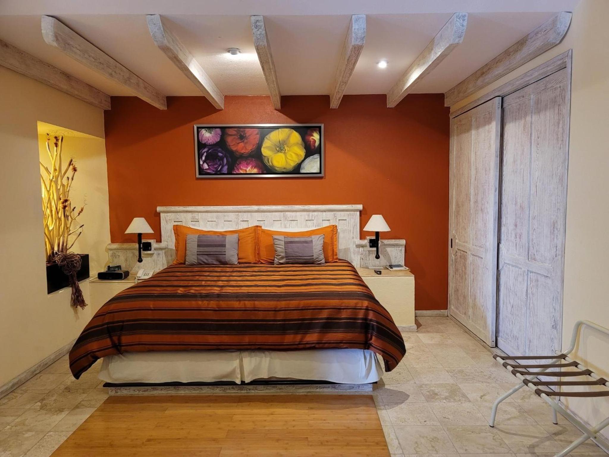 Superior King Room