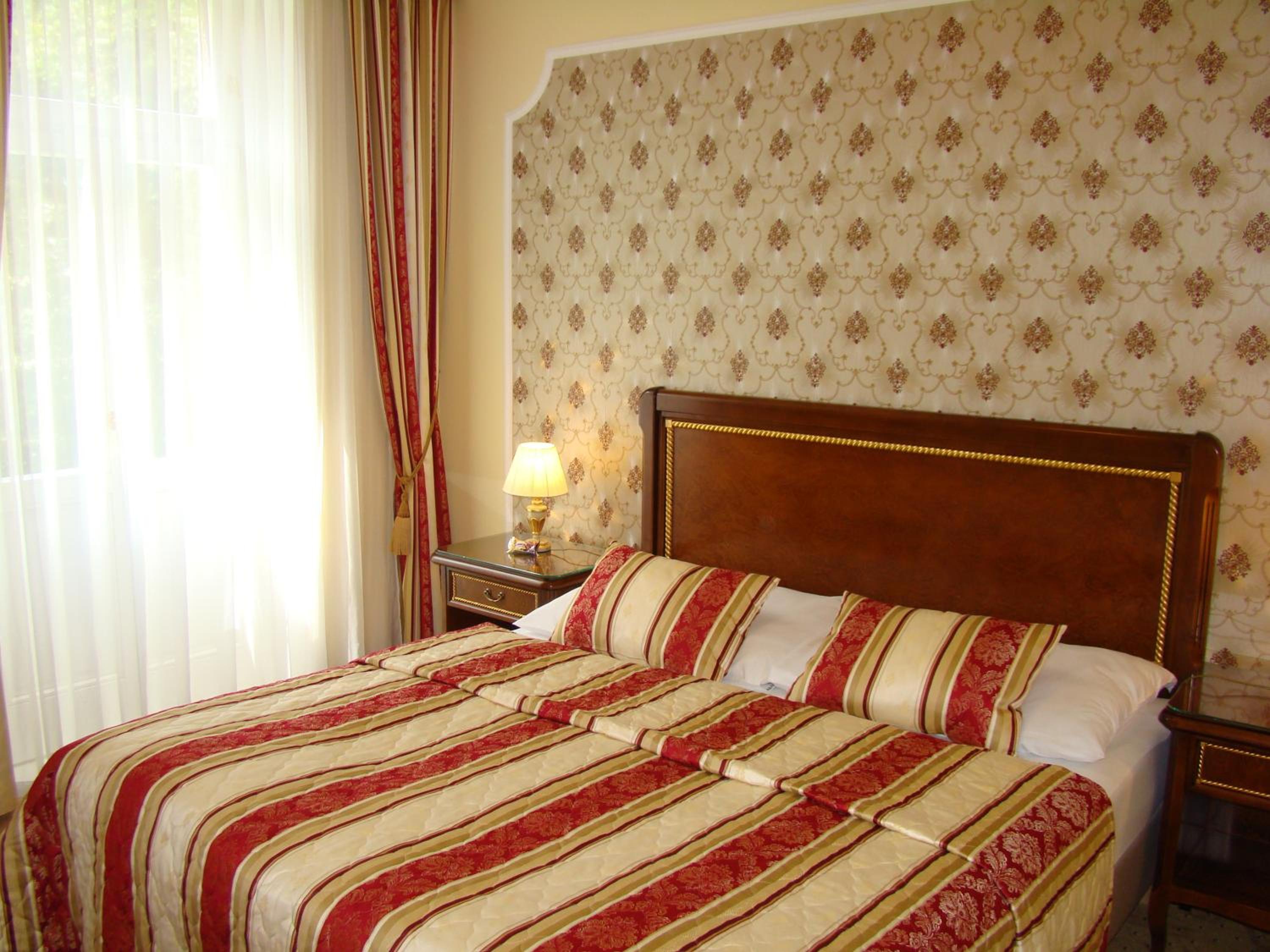 Premium Suite - Photo 6